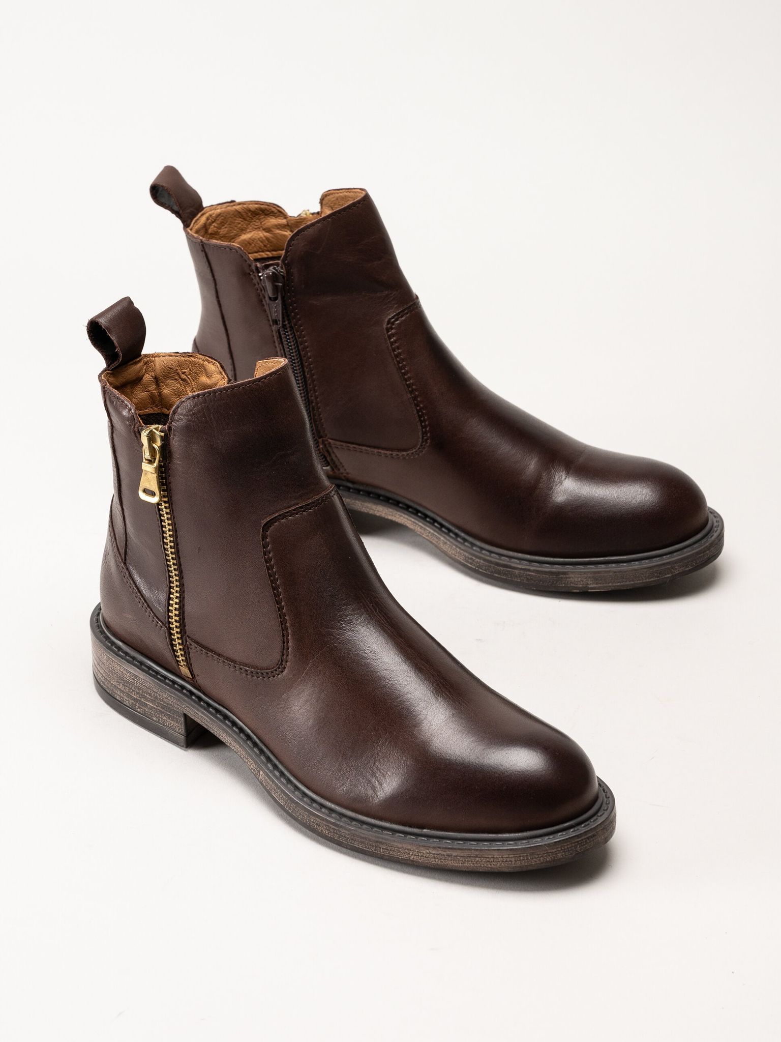 Shoedesign Copenhagen - Claudia - Mörkbruna boots i skinn