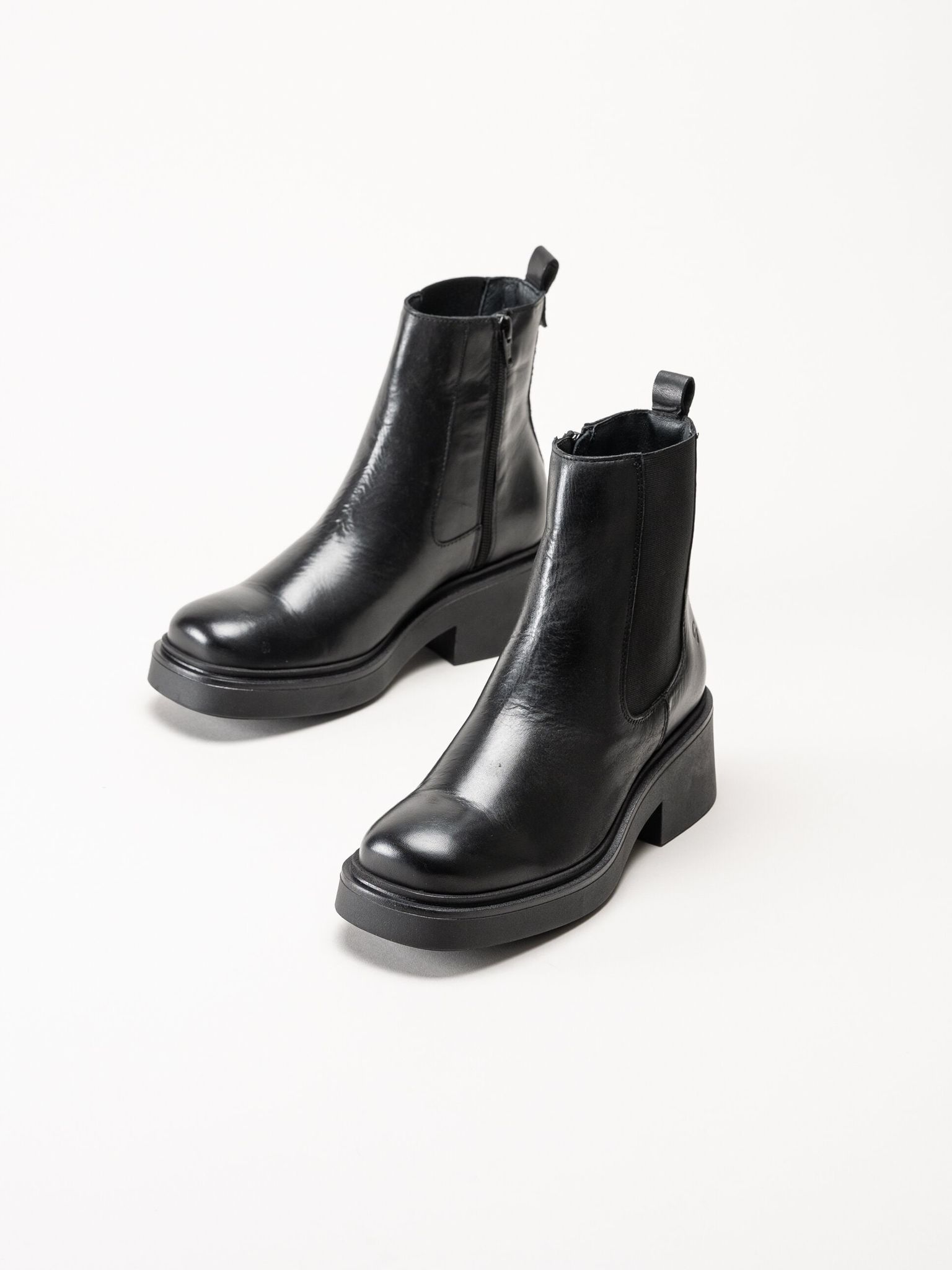 Shoedesign Copenhagen - Saddle - Svarta chelsea boots i skinn