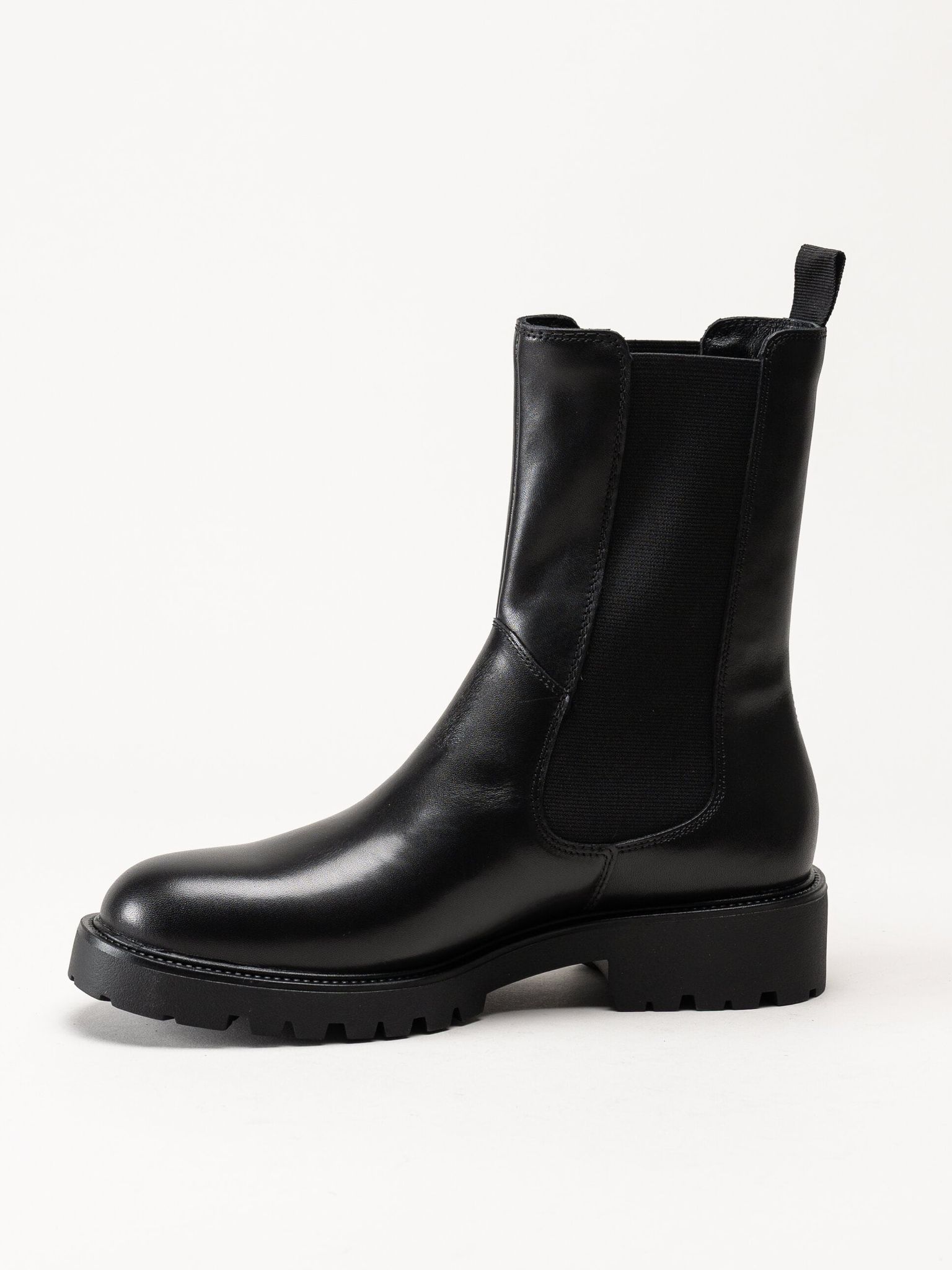 Vagabond - Kenova - Svarta chelsea boots i skinn