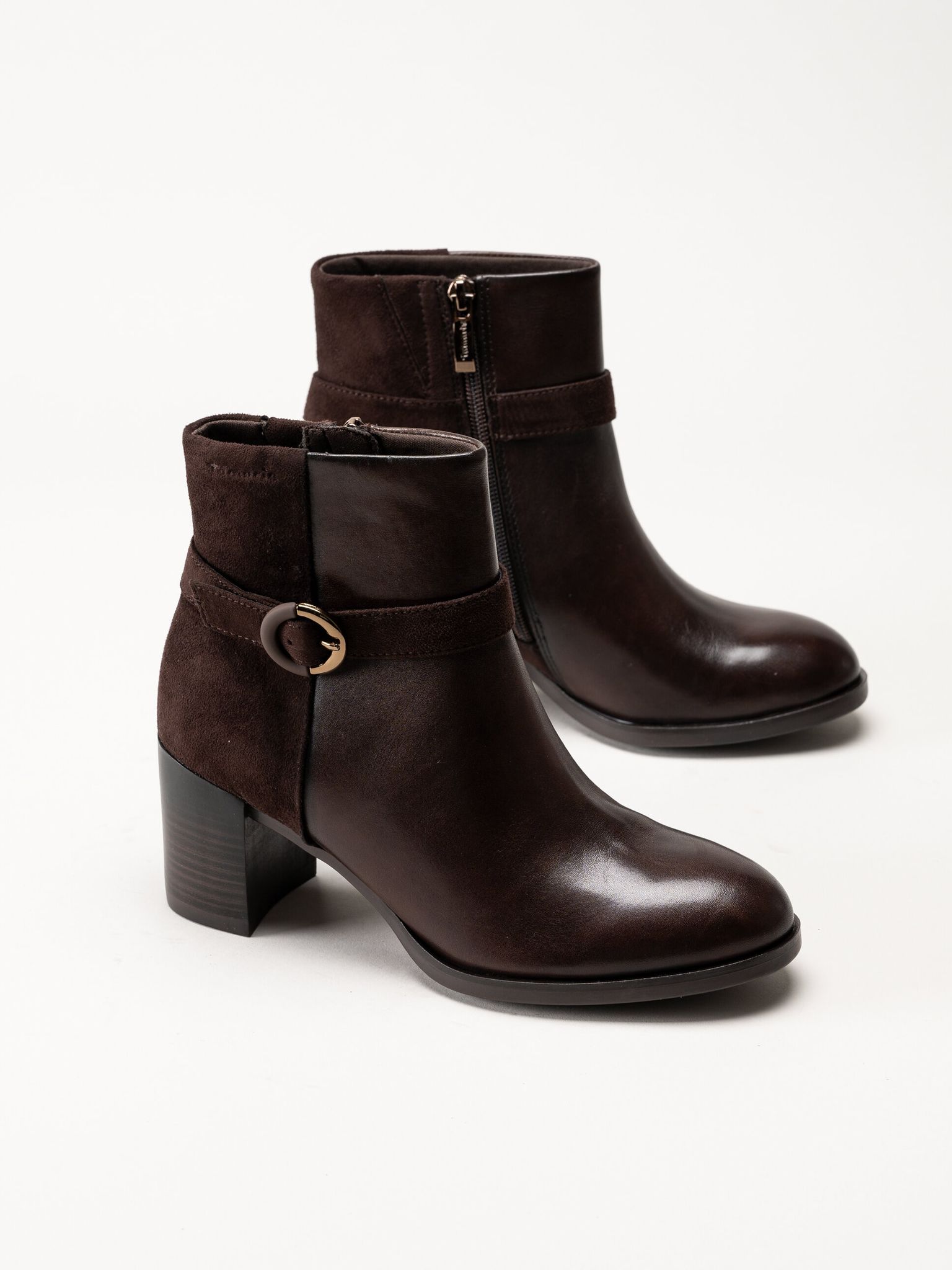 Tamaris - Mörkbruna stövletter i skinn