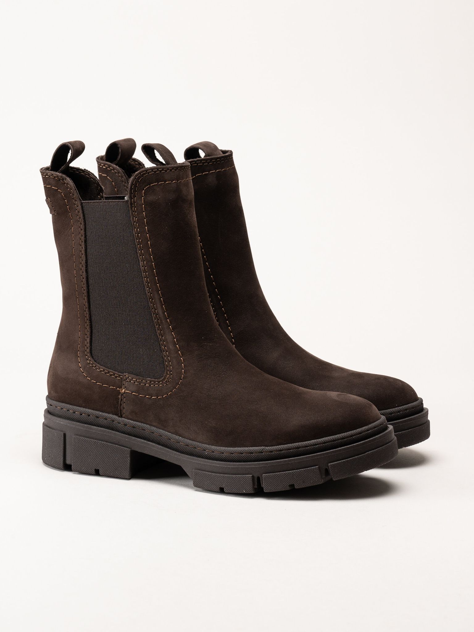 Tamaris - Mörkbruna chelsea boots i nubuck
