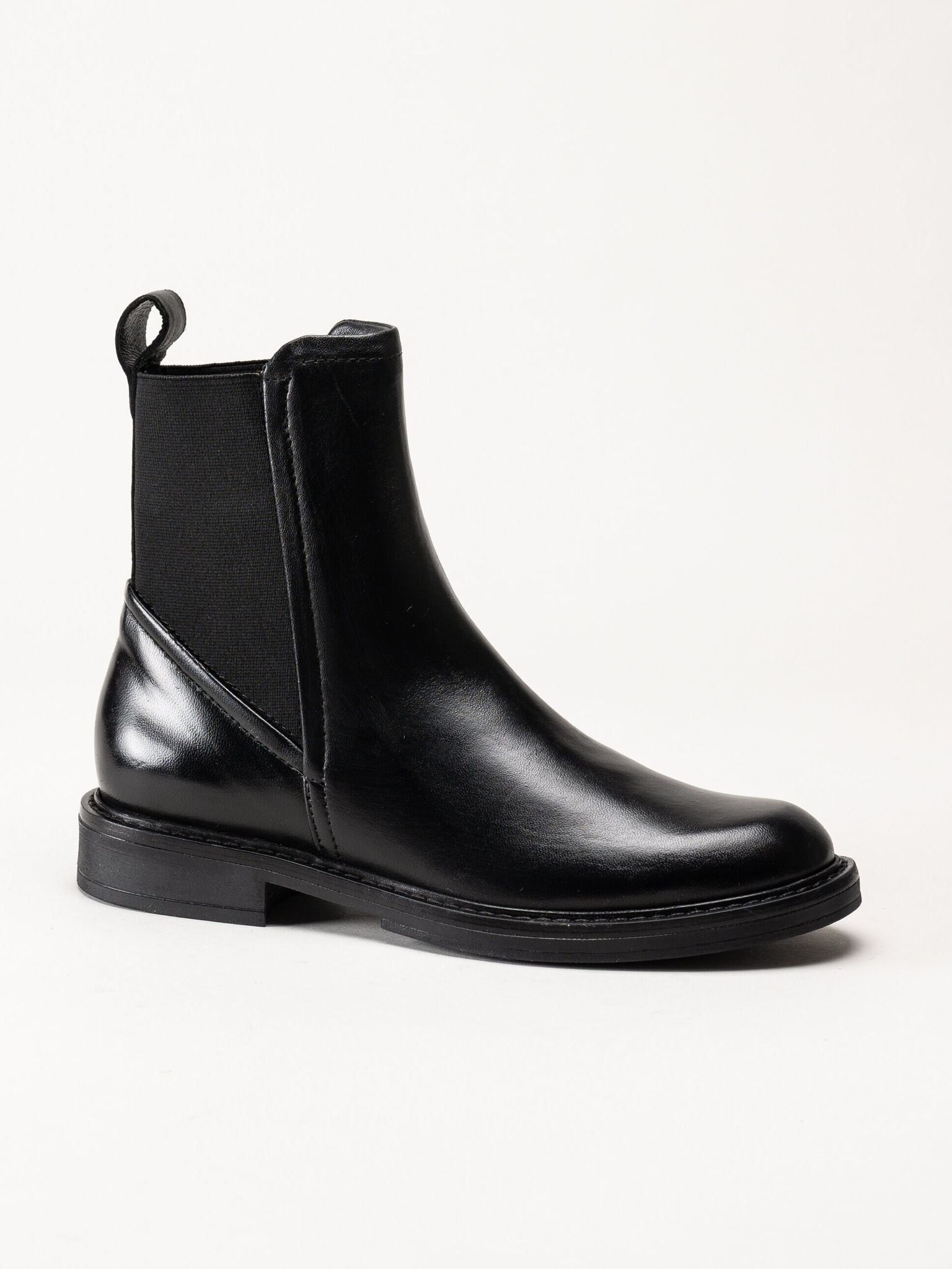 Mjus - Fabia - Svarta chelsea boots i skinn