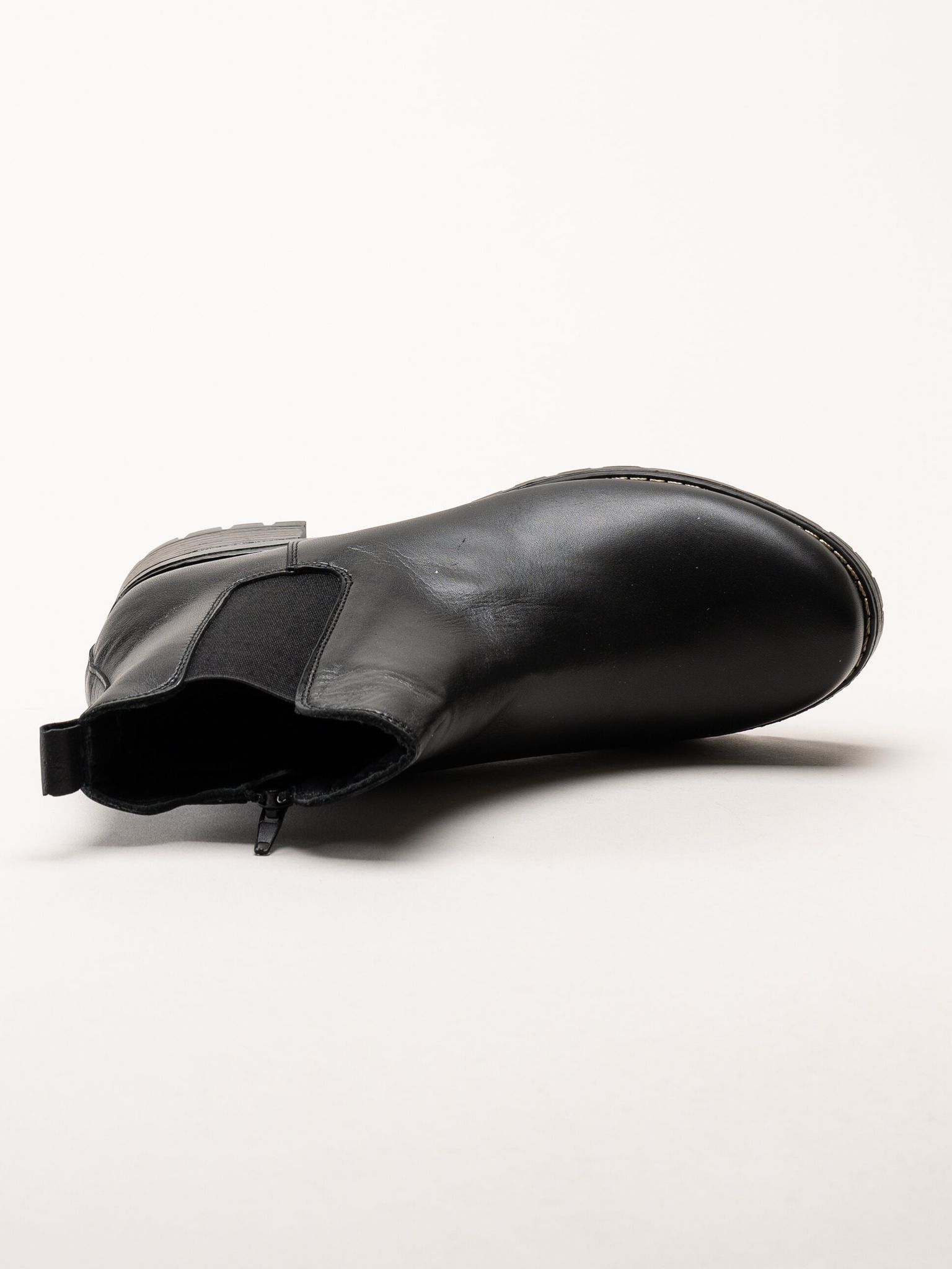 Charlotte of Sweden - Svarta chelsea boots i skinn
