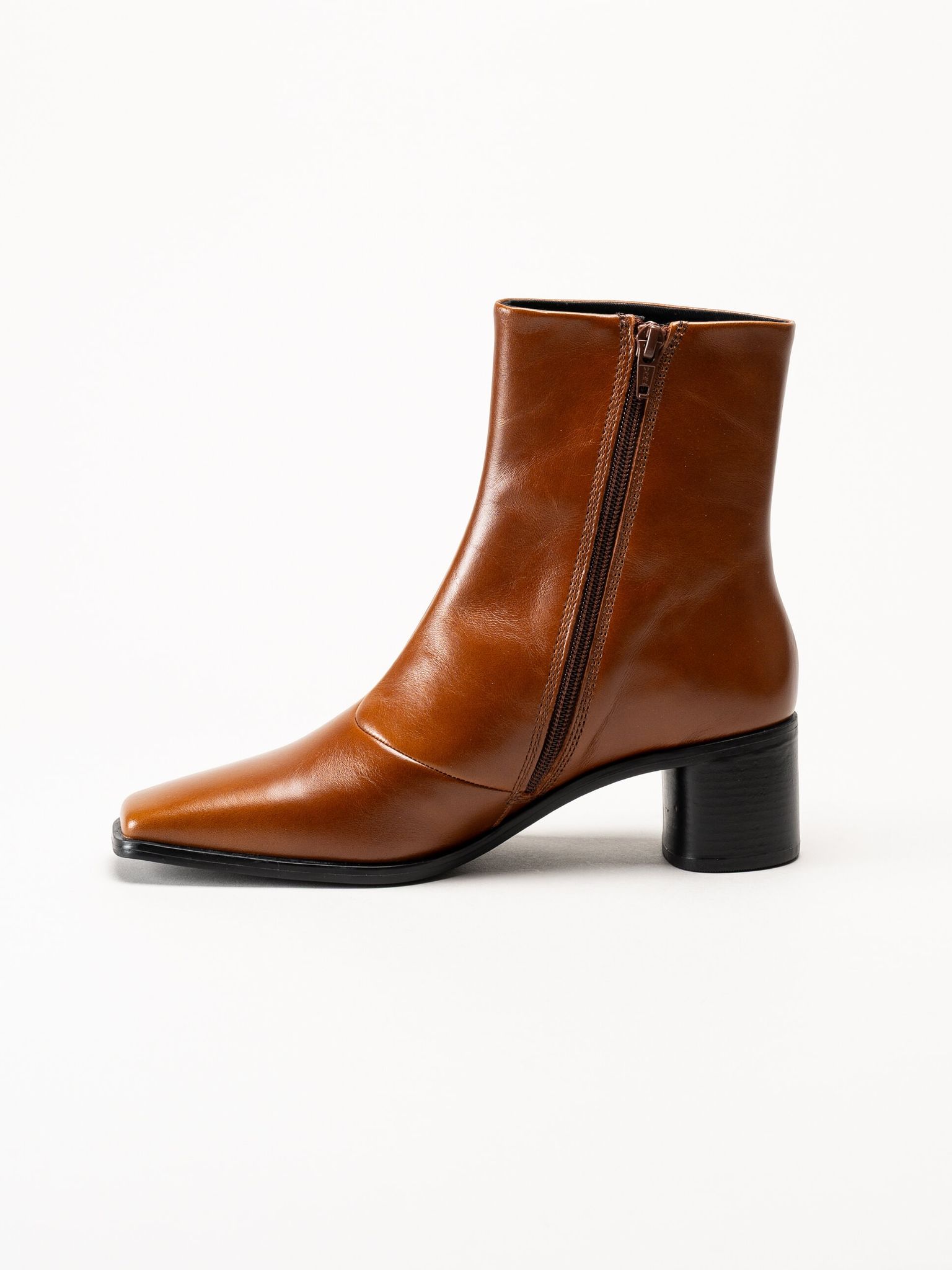 Vagabond - Fay - Ljusbruna boots i skinn