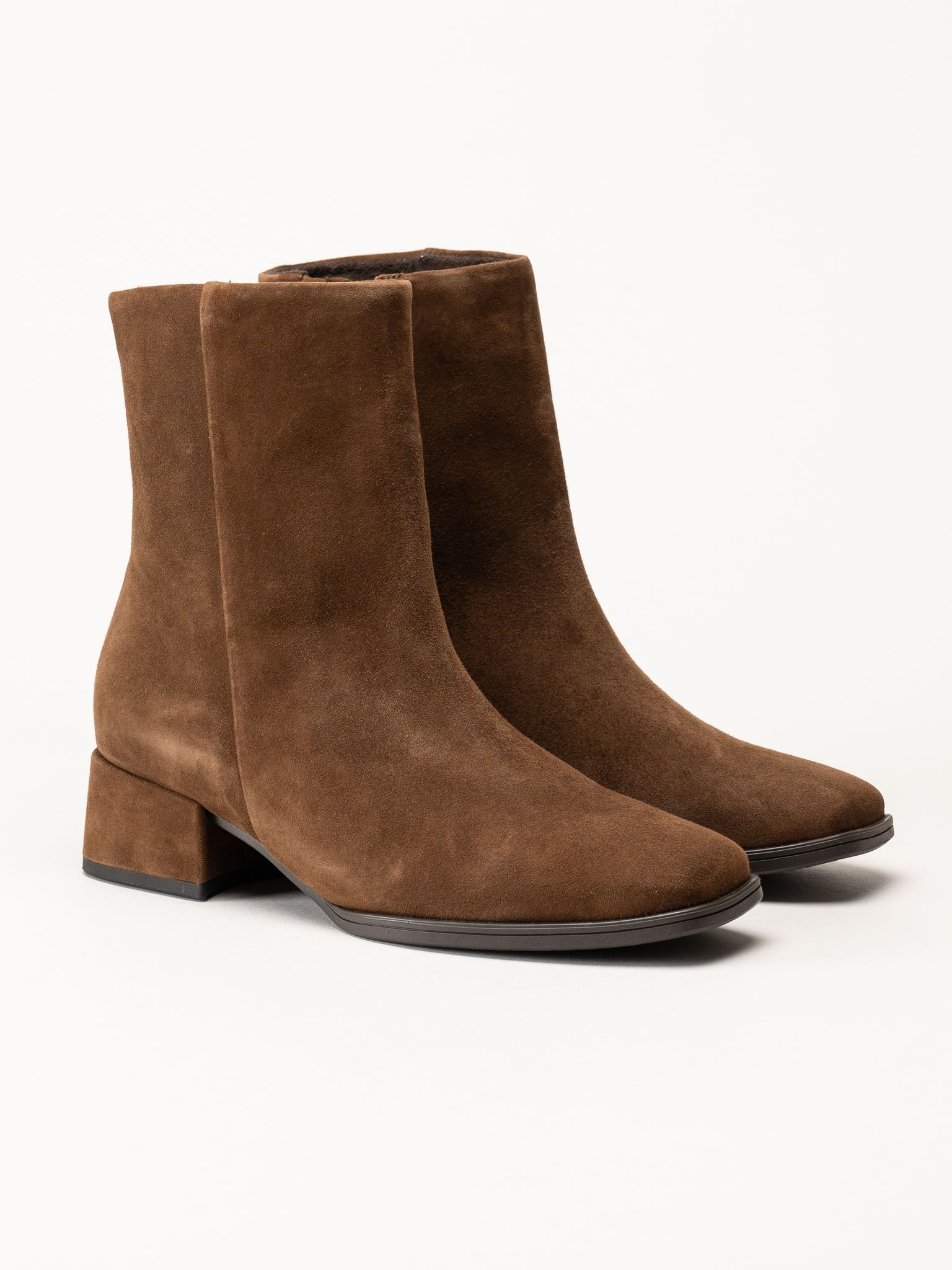 Gabor - Ljusbruna mockaboots