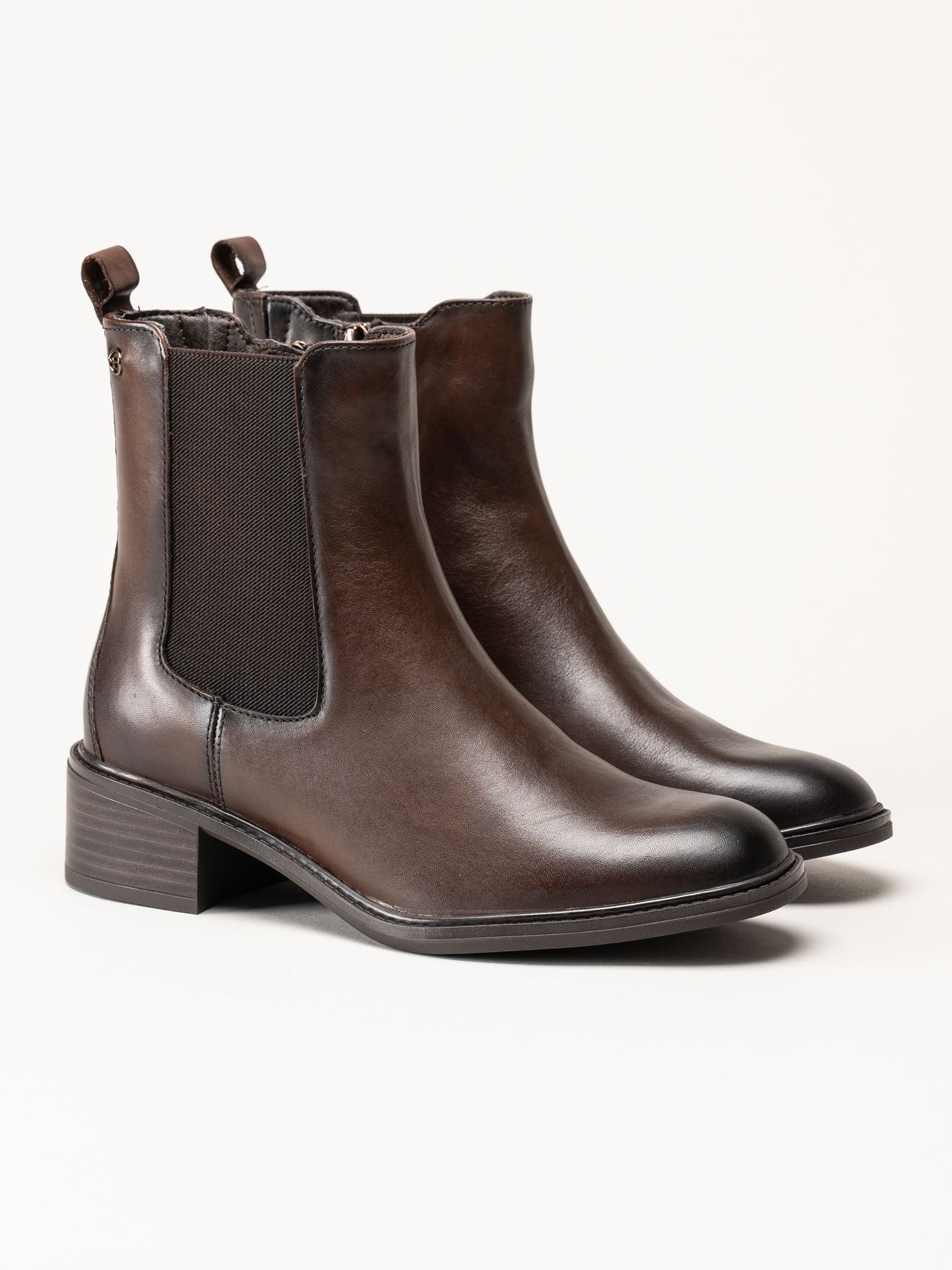 Tamaris - Wide fit - Mörkbruna boots i skinn