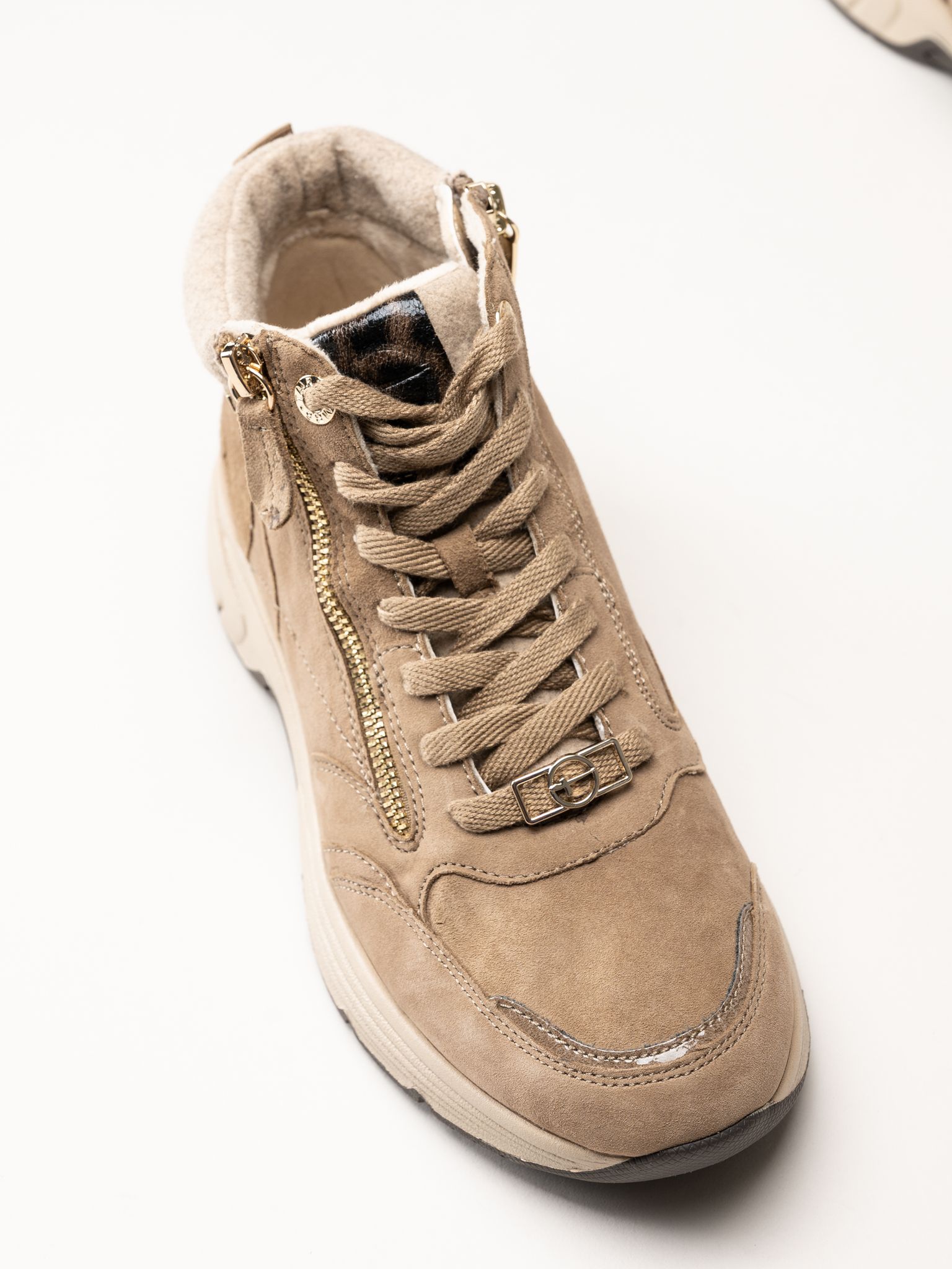 Tamaris - Wide fit - Ljusbruna fodrade sneakers