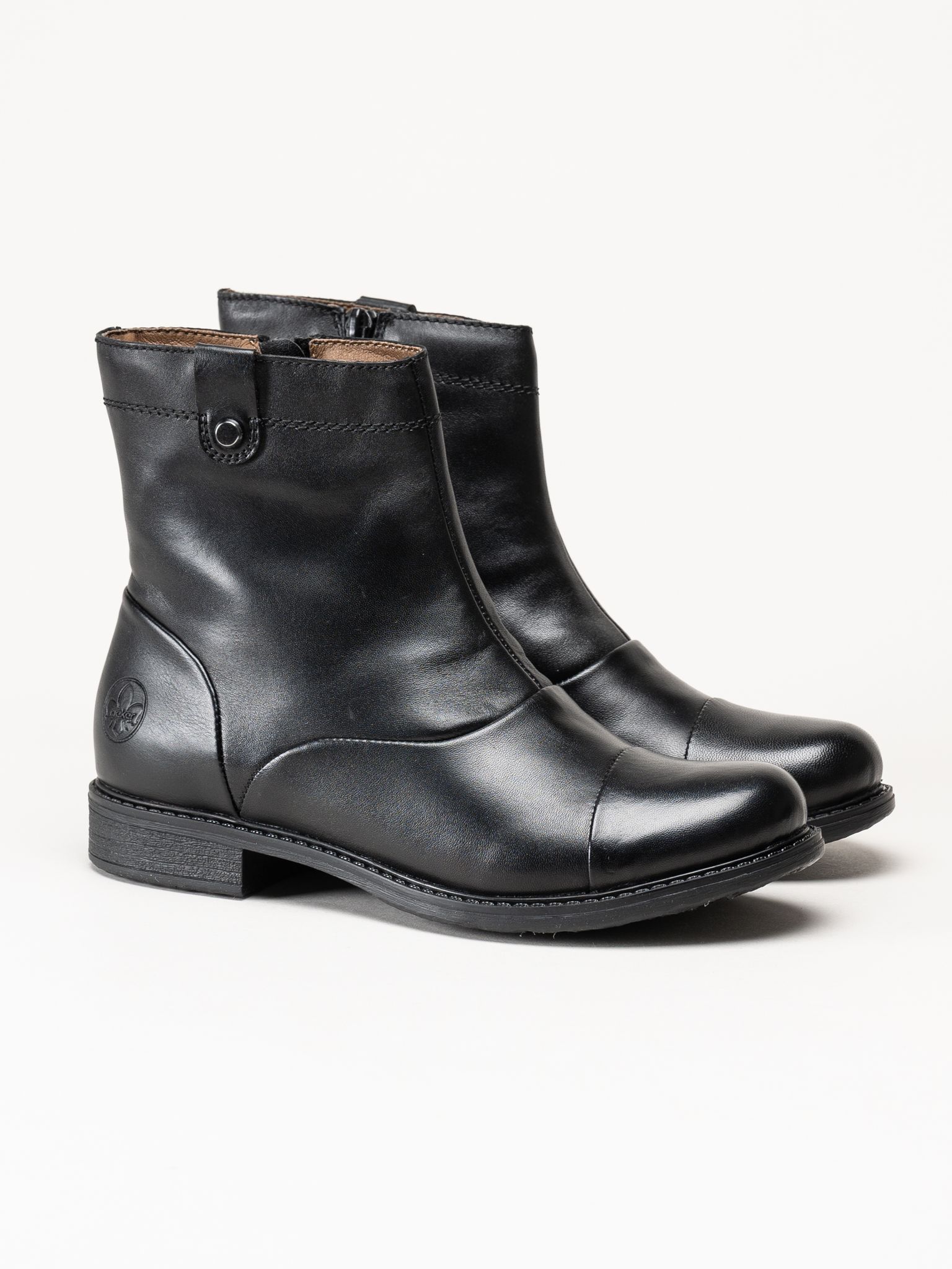 Rieker - Svarta boots