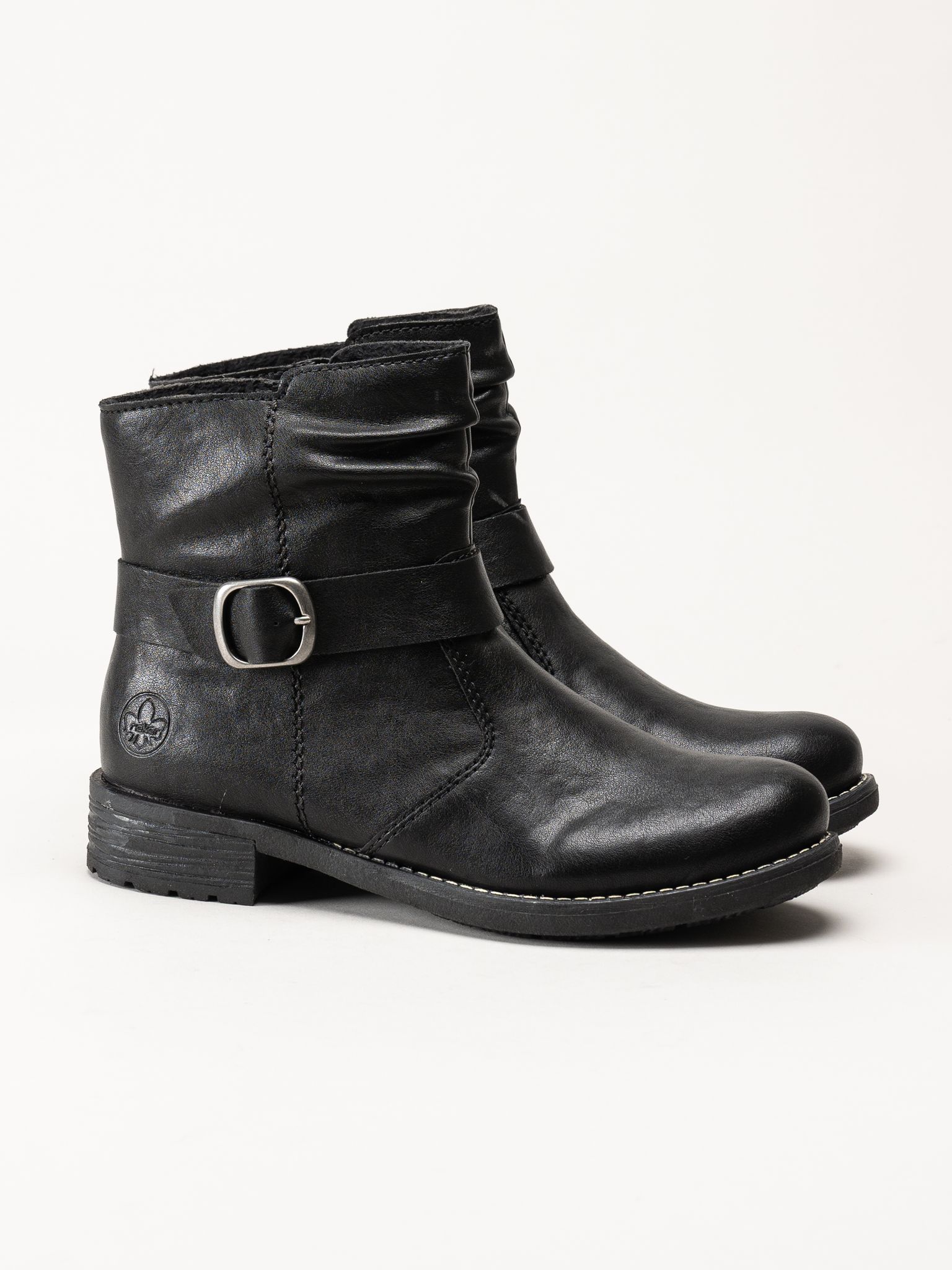 Rieker - Svarta fodrade boots