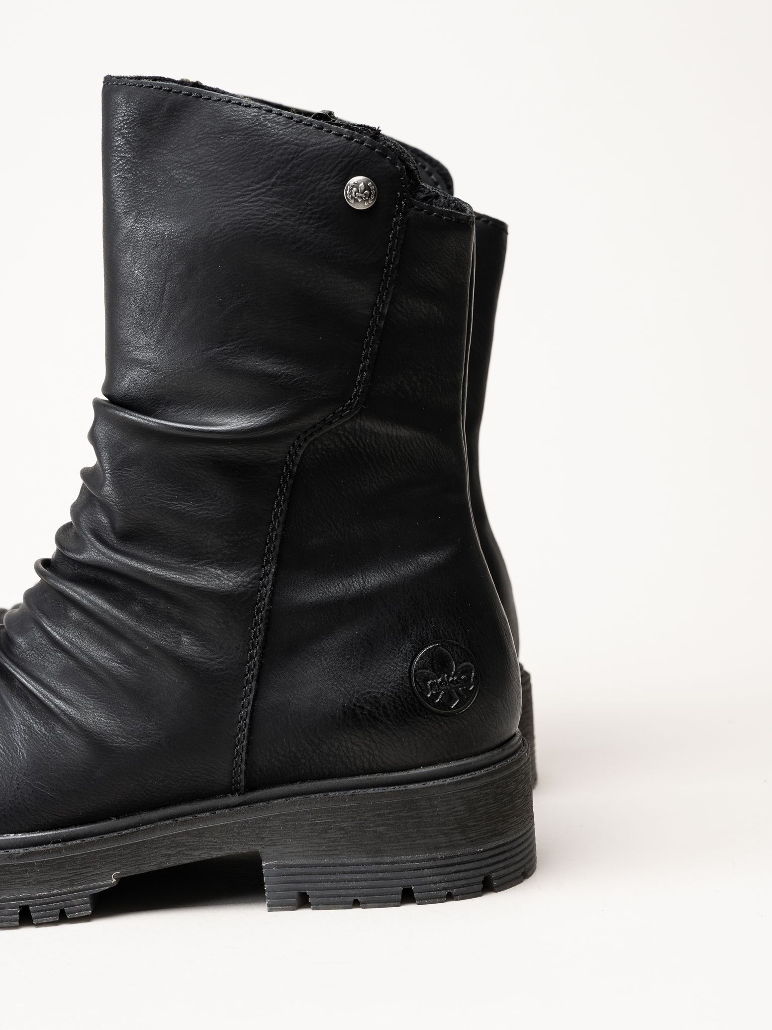 Rieker - Svarta fodrade boots
