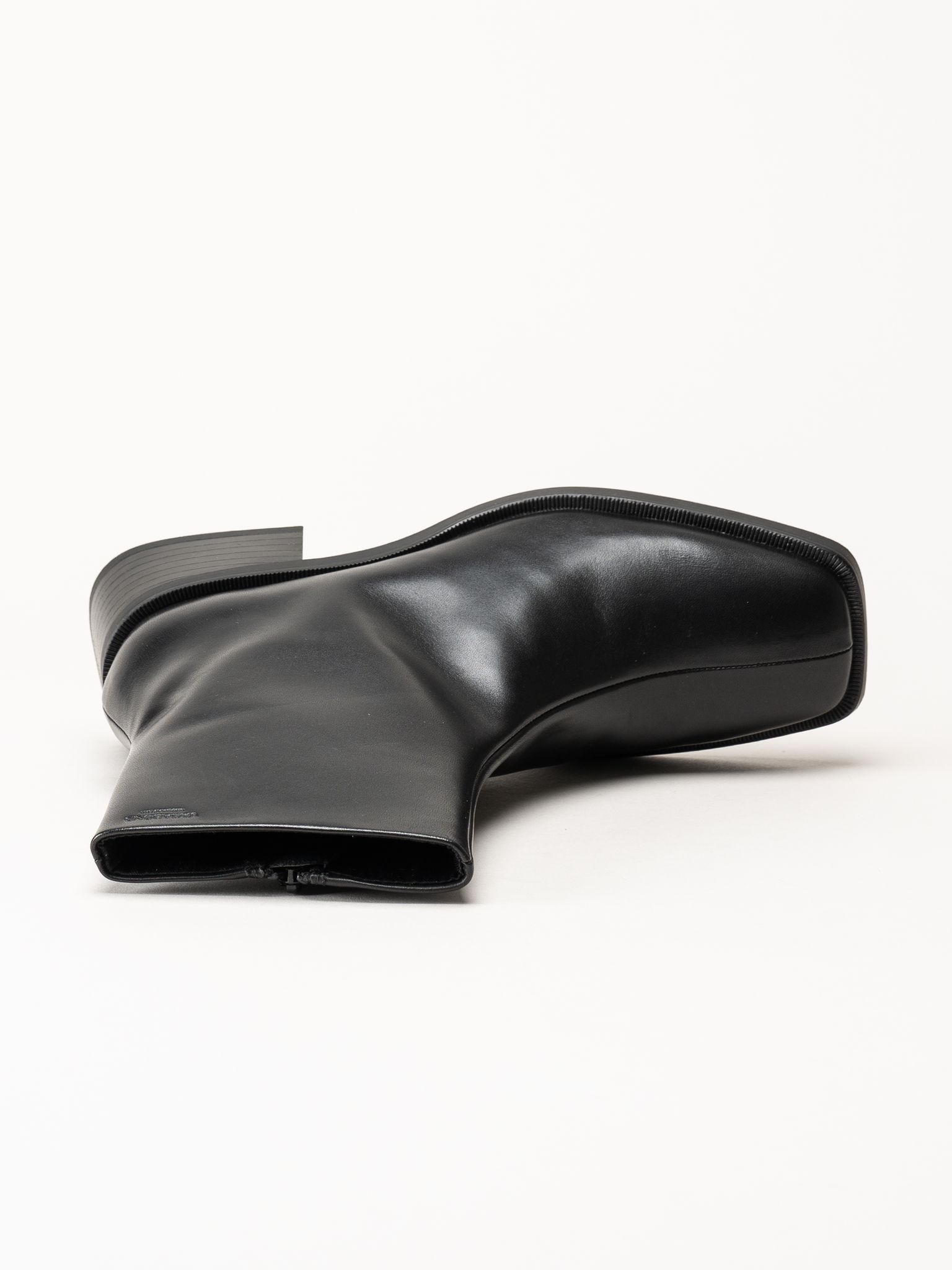 Vagabond - Blanca - Svarta boots