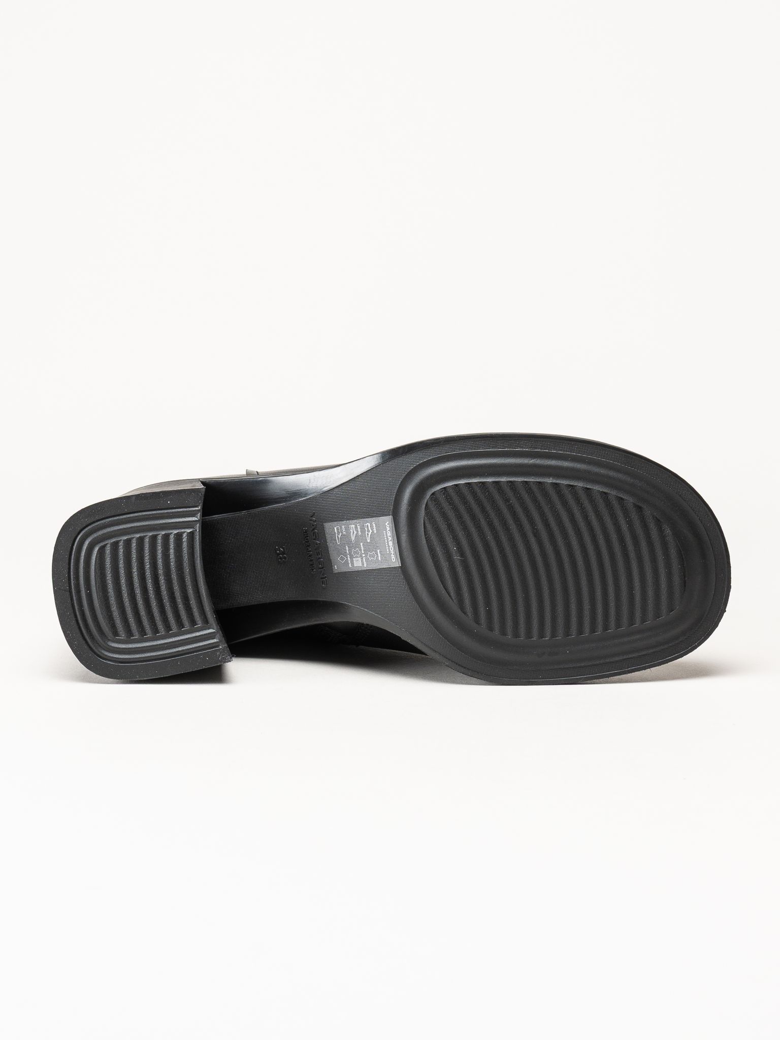 Vagabond - Vega - Svarta skinnboots