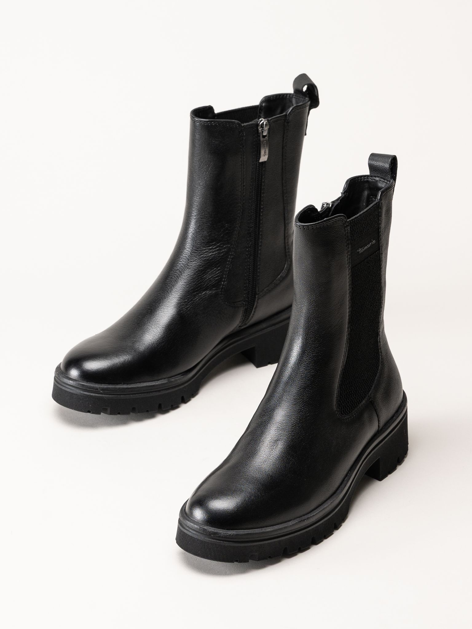 Tamaris - Svarta boots i skinn