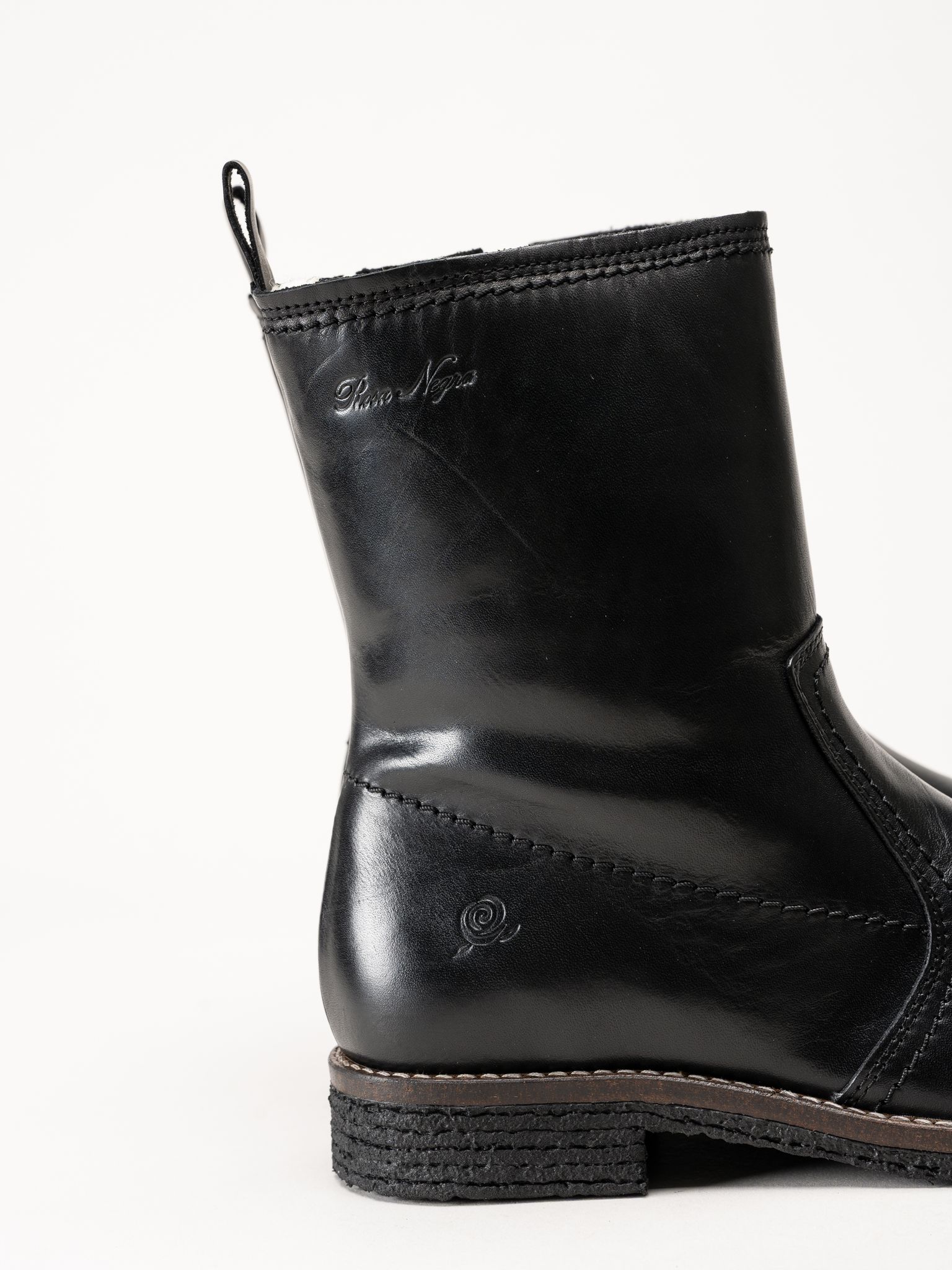 Rosa Negra - Svarta fodrade skinnboots