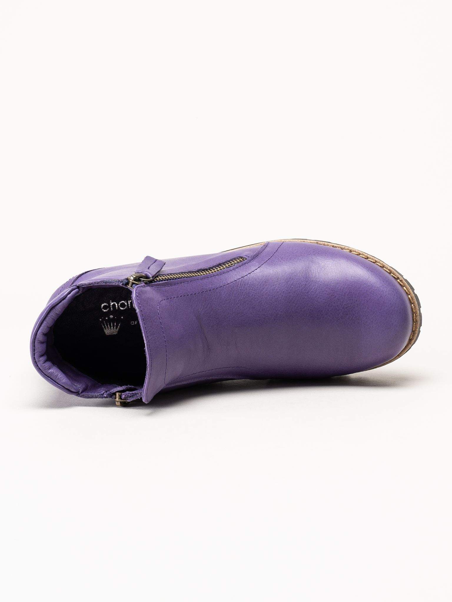 Charlotte of Sweden - Lila boots