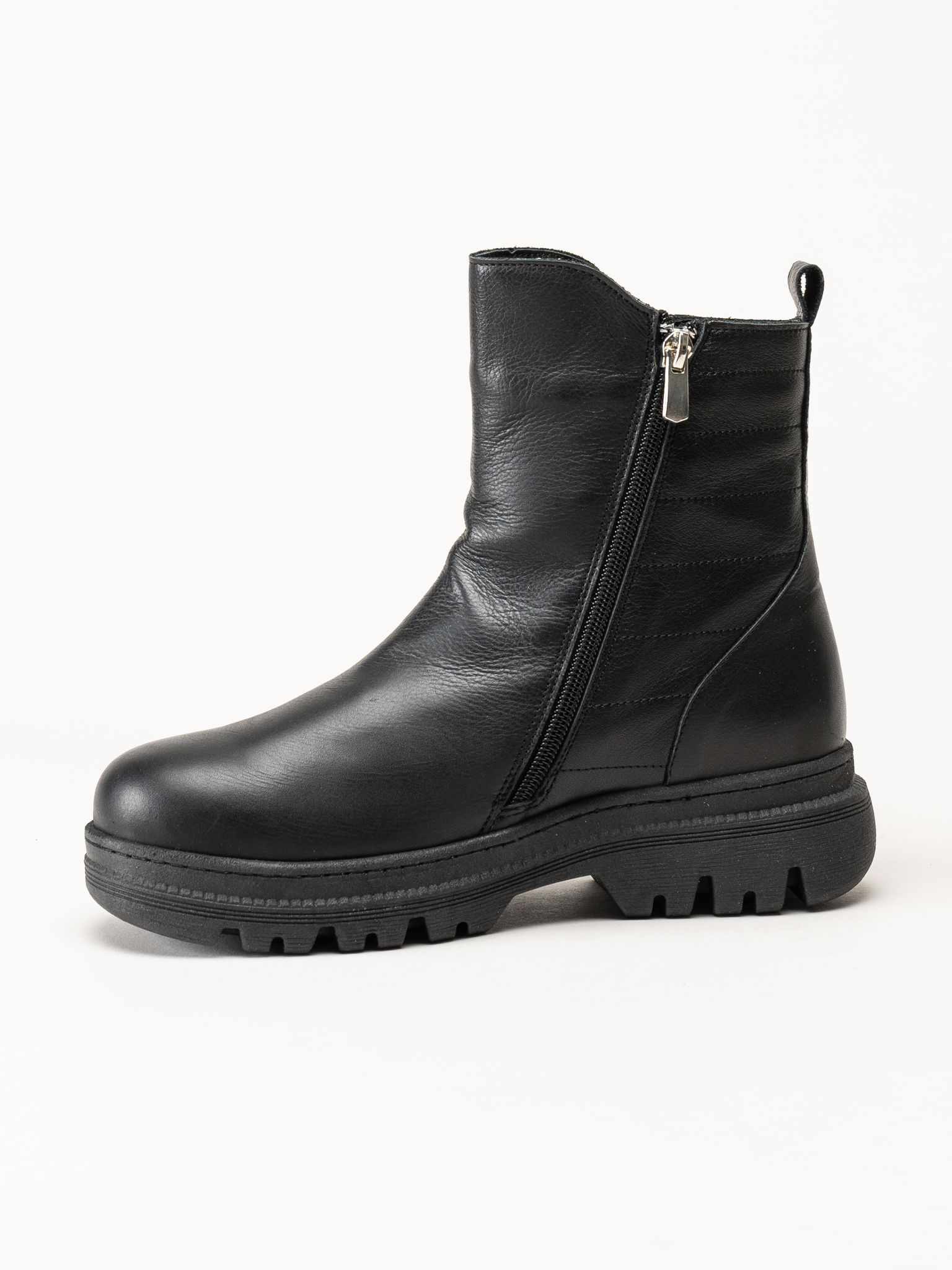 Charlotte of Sweden - Svarta boots