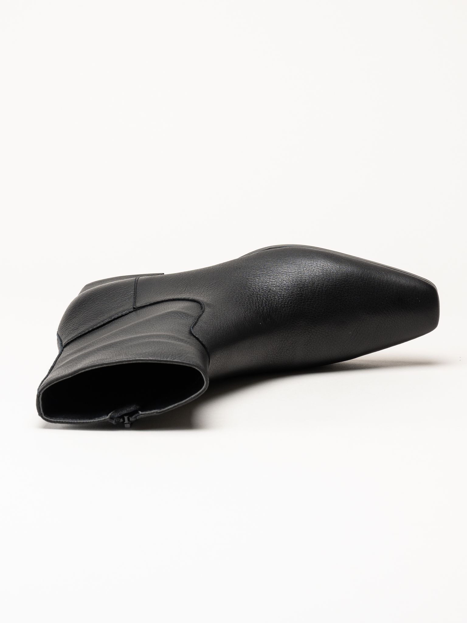 Steve Madden - Dusty - Svarta stövletter i skinn