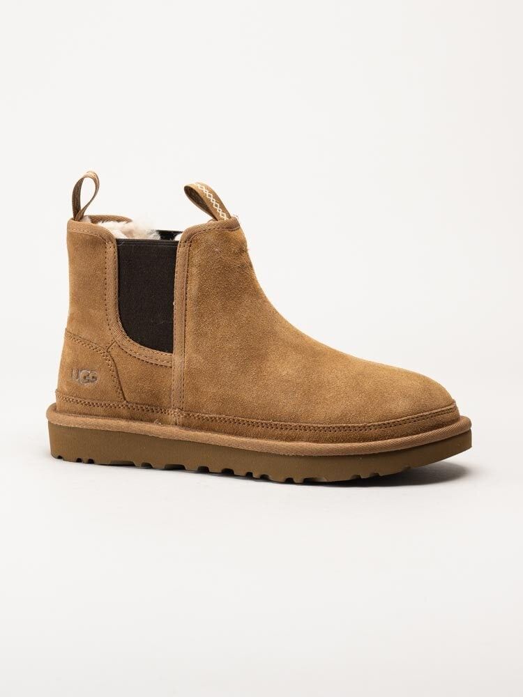UGG - M Neumel Chelsea - Ljusbruna chelsea boots i mocka med ullfoder