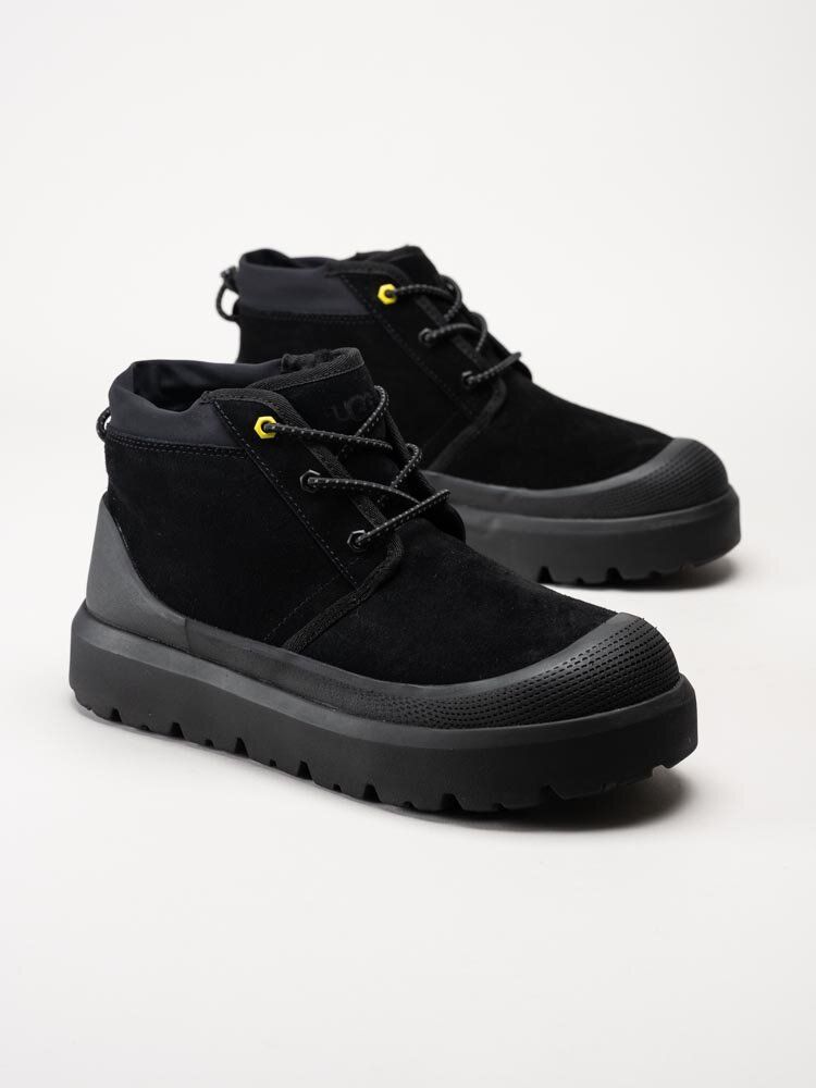 UGG - M Neumel Weather Hyb - Svarta kängor i mocka