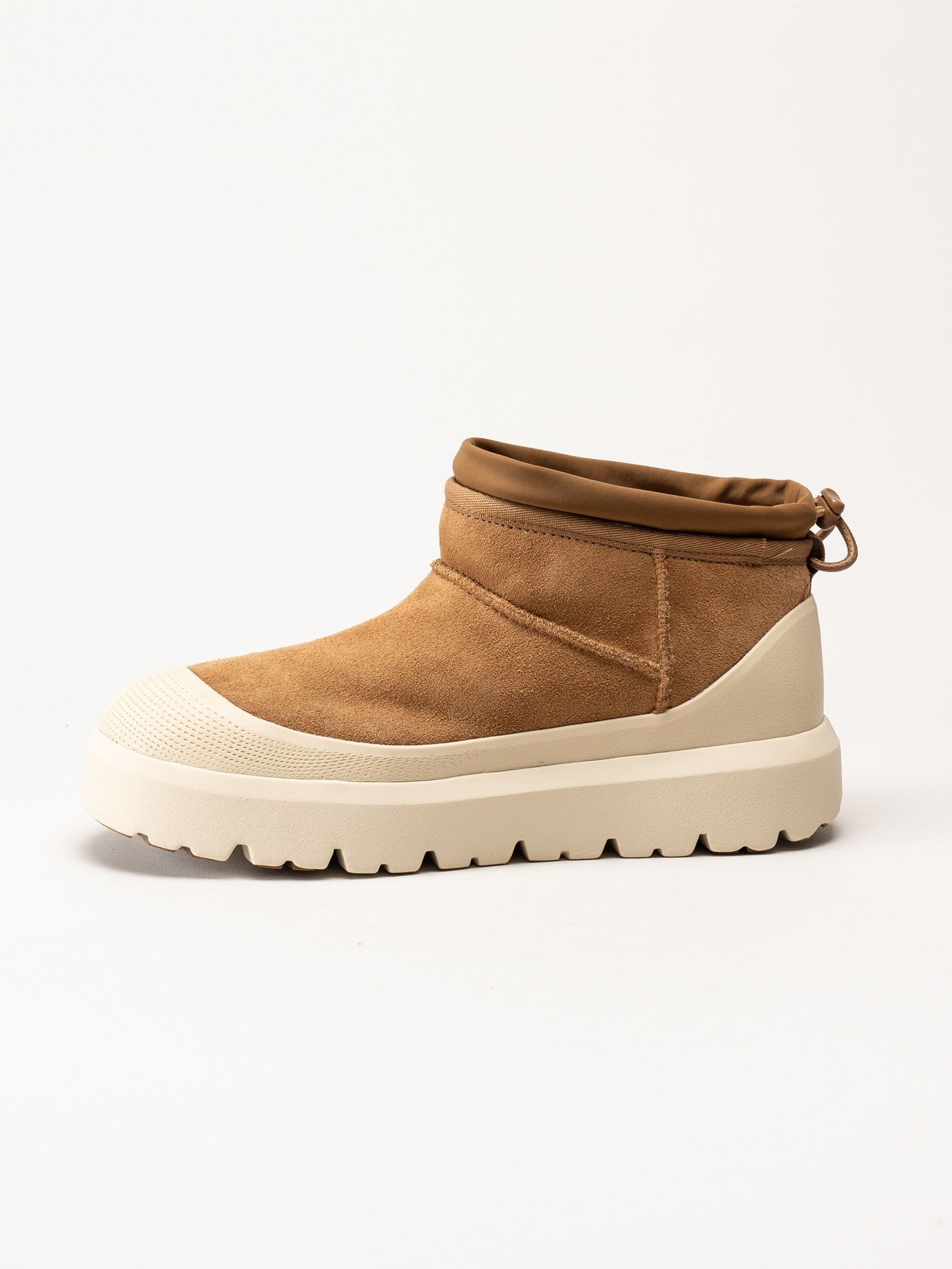 UGG - M Cl Ultra Mini Weather Hybrid - Ljusbruna ullfodrade boots