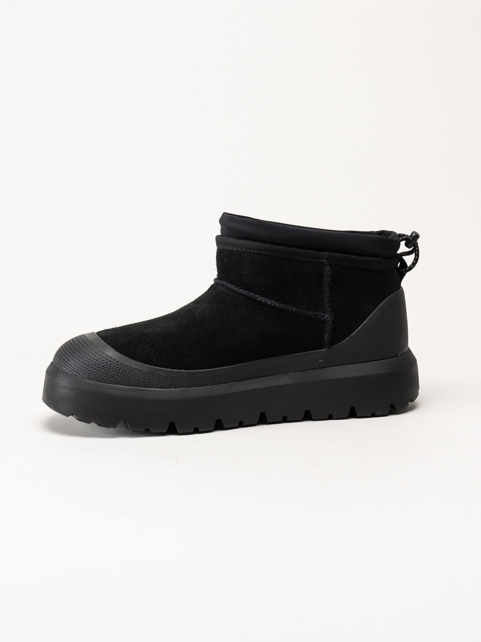 UGG - M Cl Ultra Mini Weather Hybrid - Svarta ullfodrade boots