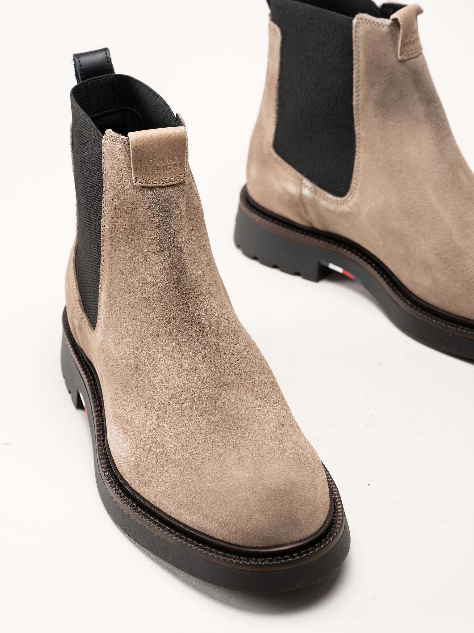 Tommy Hilfiger - Hilfiger Comfort Lwt Sde Chel - Beige chelsea boots i mocka