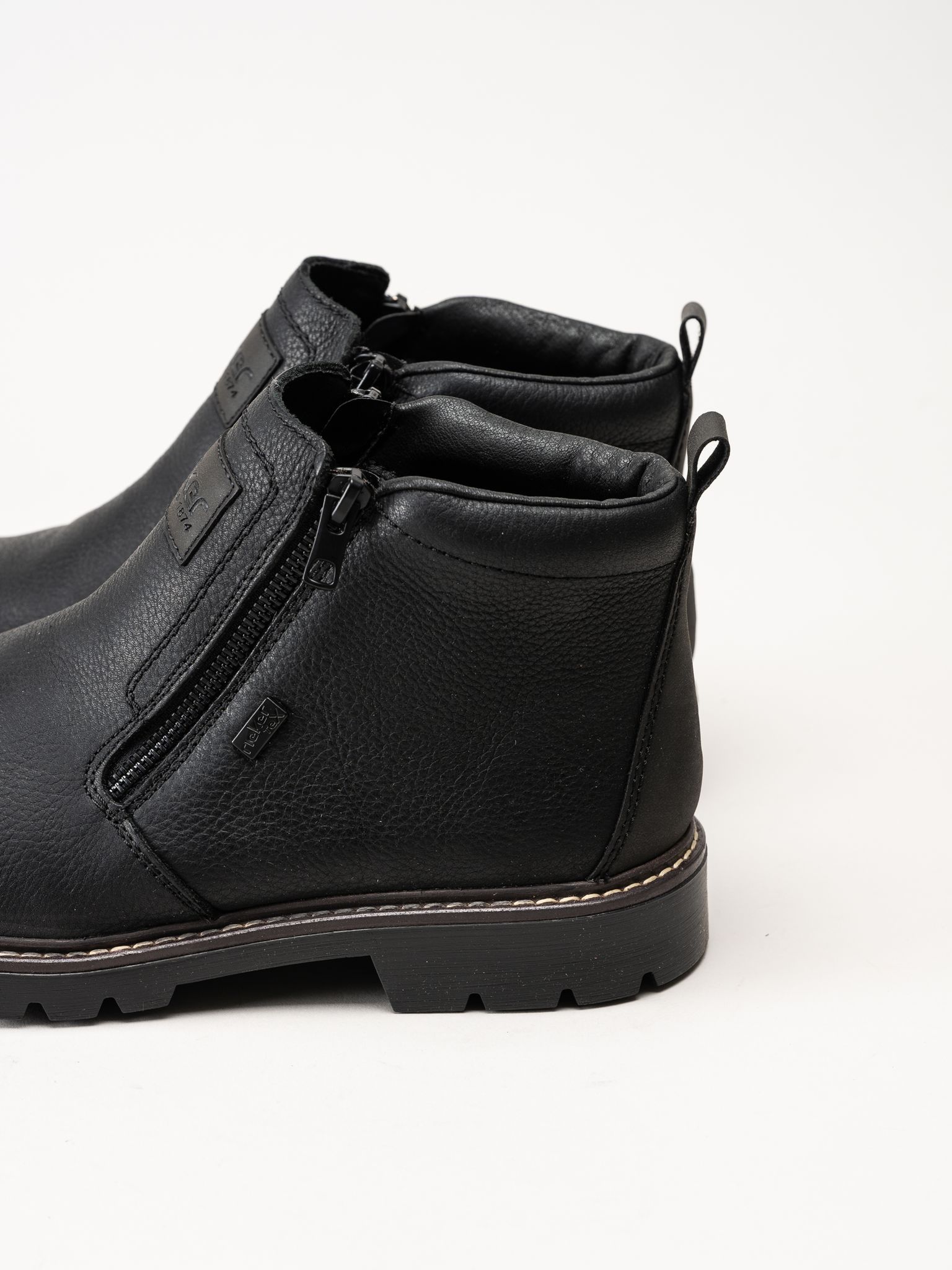 Rieker - Svarta fodrade boots
