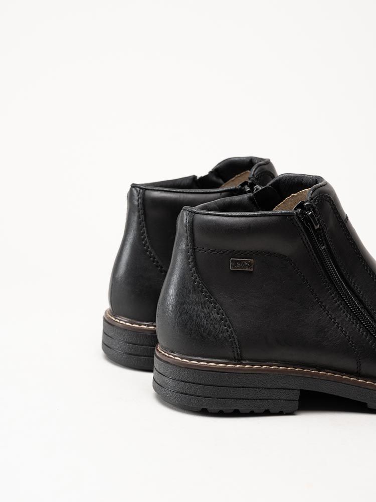Rieker - Svarta fodrade boots
