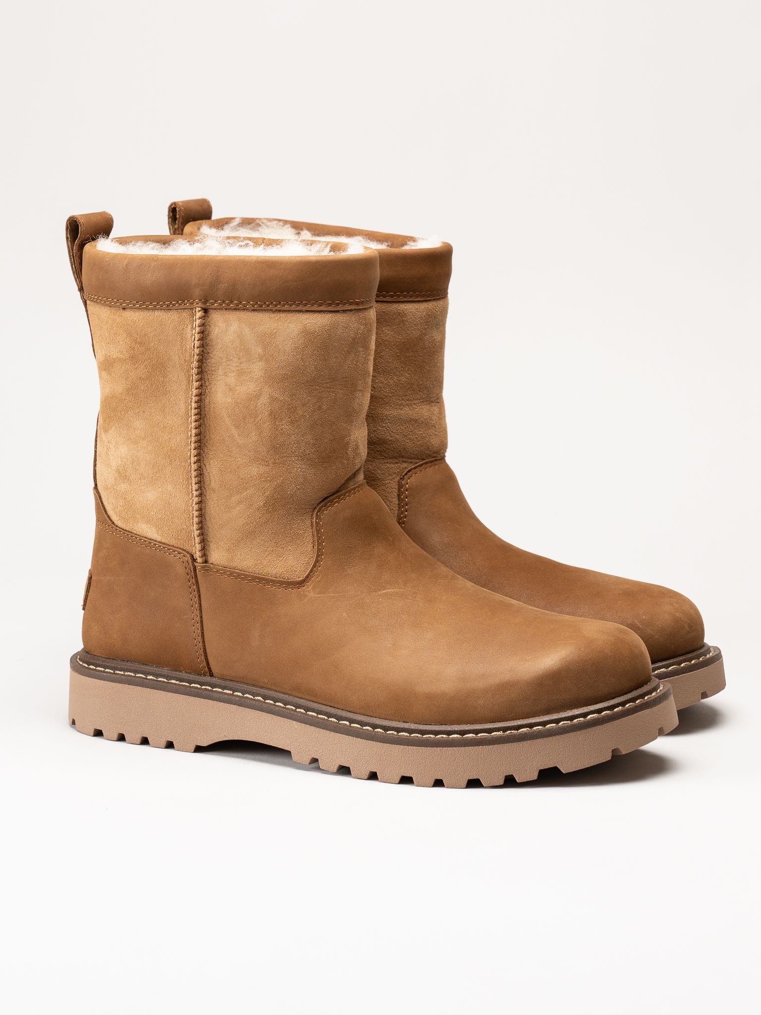 UGG - Birch Boot II - Bruna fodrade boots