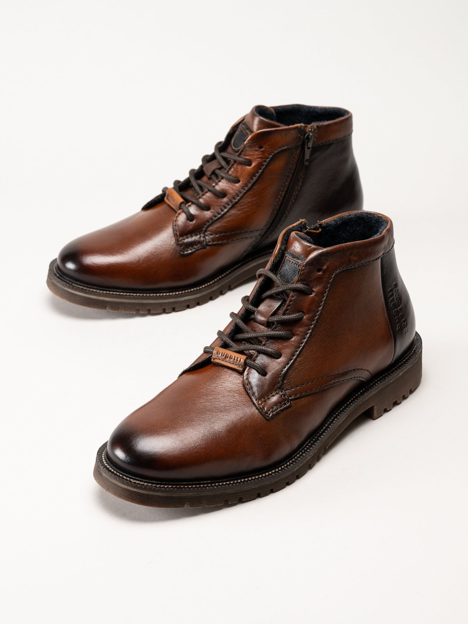 Bugatti - Seve - Bruna kängor i skinn