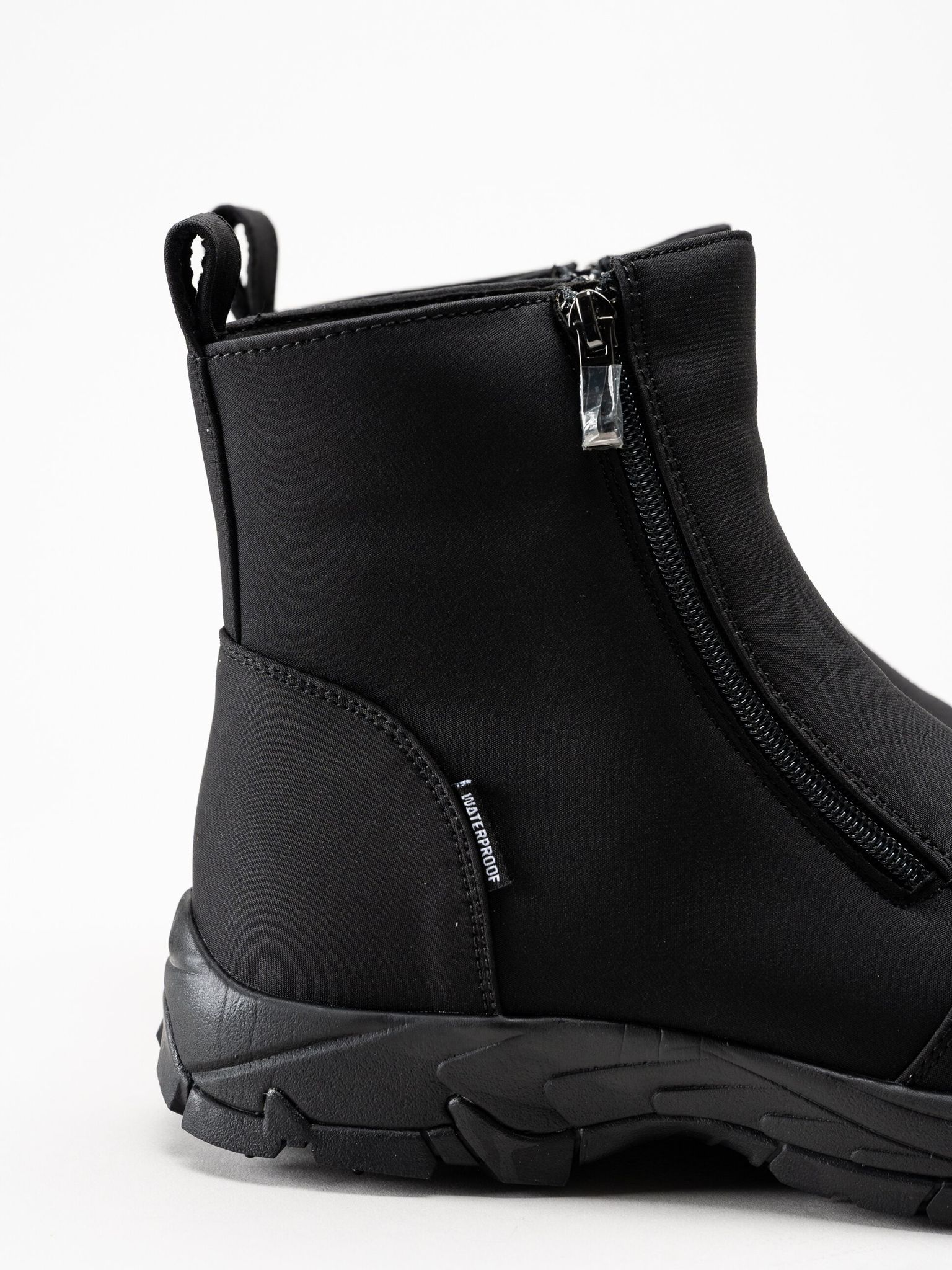Eskimo - Drayton M Studs - Svarta fodrade boots med dubbar