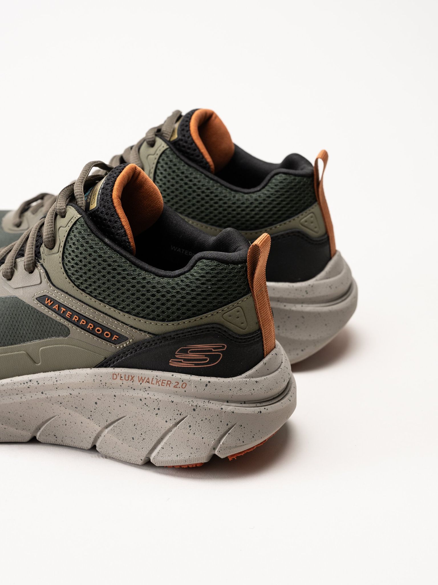 Skechers - DLux Walker 2.0 - Grailo - Gröna vattentäta promenadskor