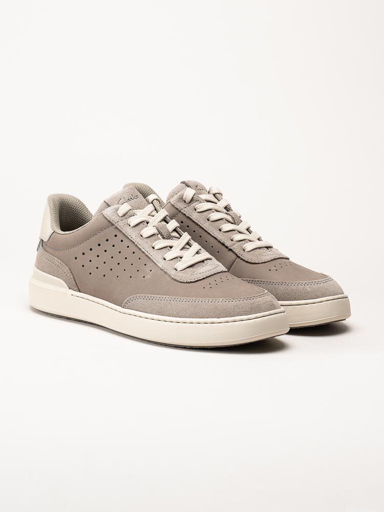 Clarks - Courtline Run - Beige sneakers i nubuck och mocka