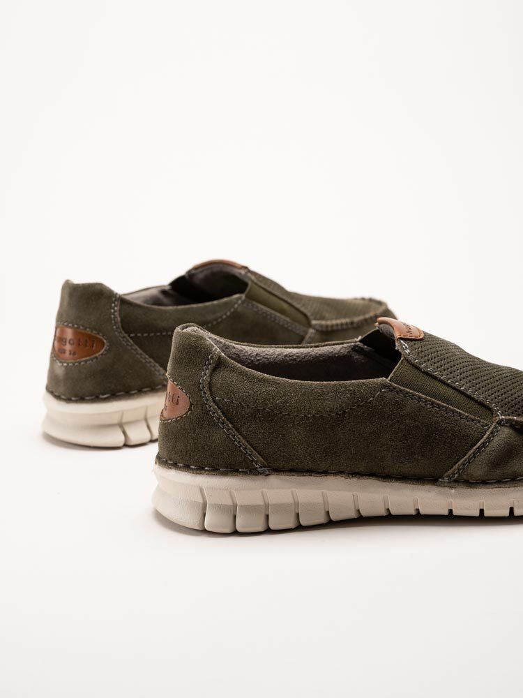 Bugatti - Gröna slip on skor i mocka