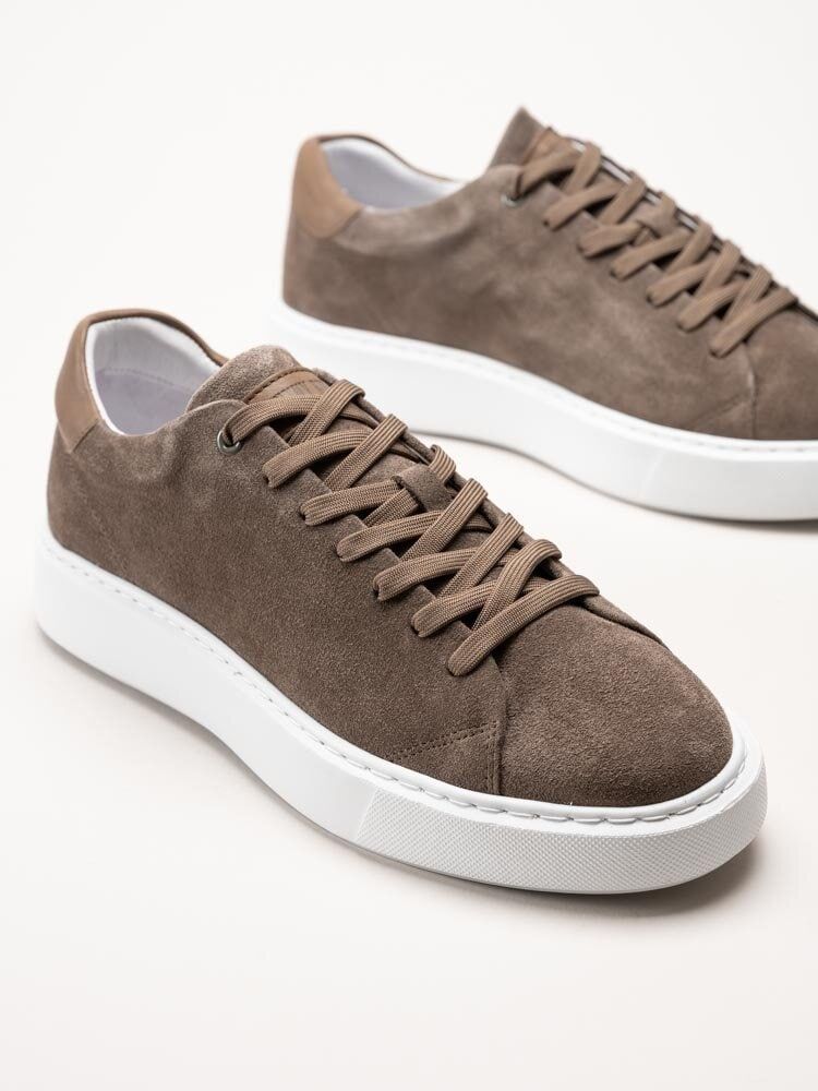 Johnny Bulls - Mörkbruna sneakers i mocka