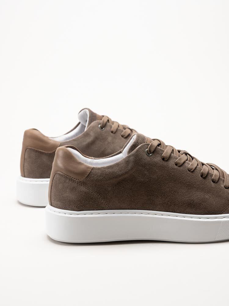 Johnny Bulls - Mörkbruna sneakers i mocka