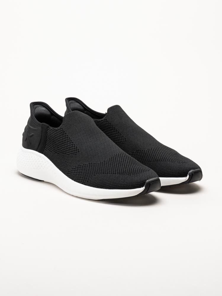 Exani - Ease M - Svarta slip on skor i textil