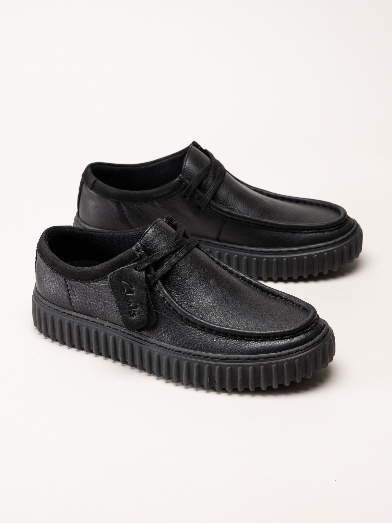 Clarks - Torhill Lo G - Svarta snörskor i skinn