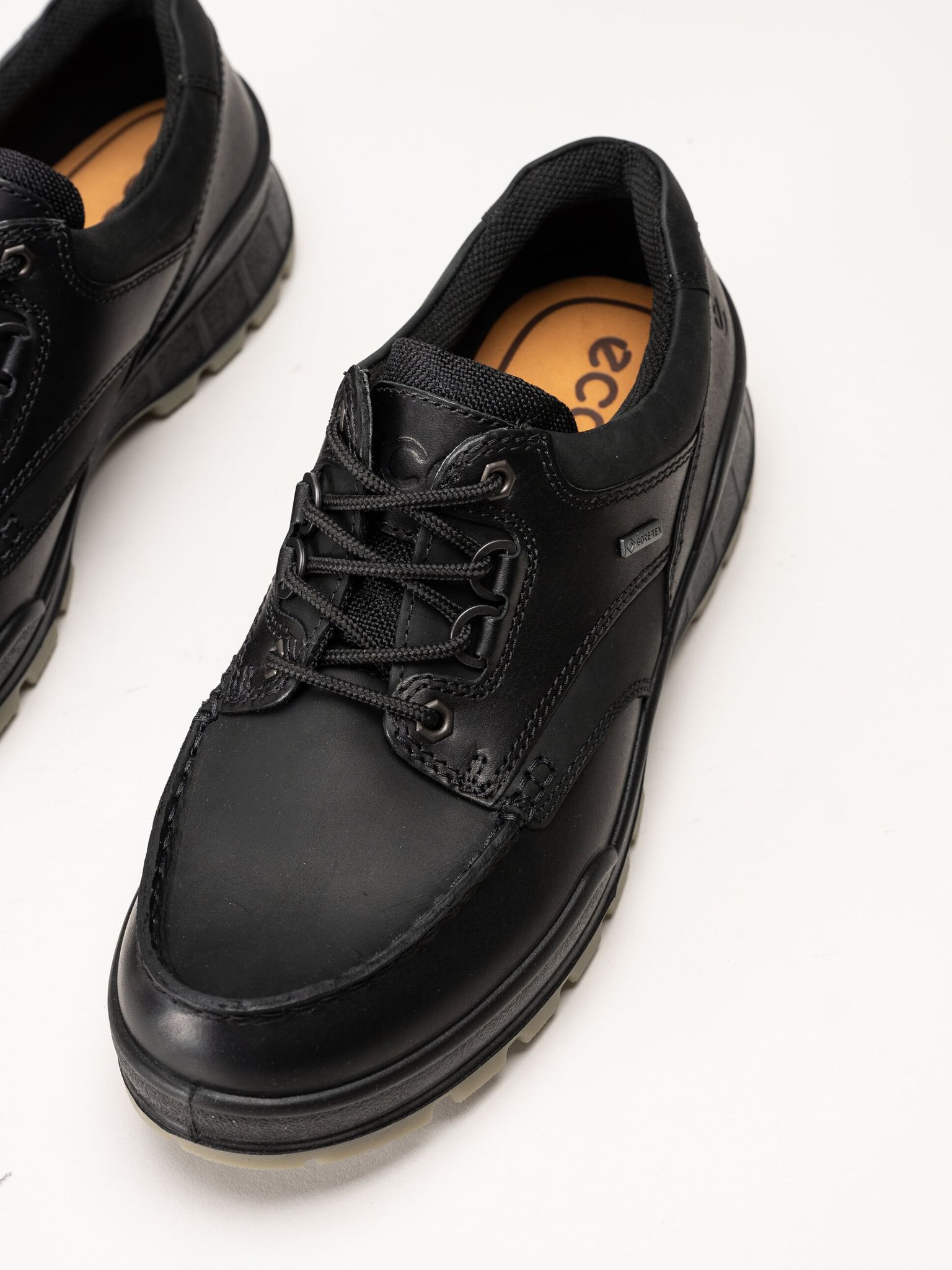 Ecco - Rugged Track 25 low Gtx - Svarta promenadskor med Gore-Tex