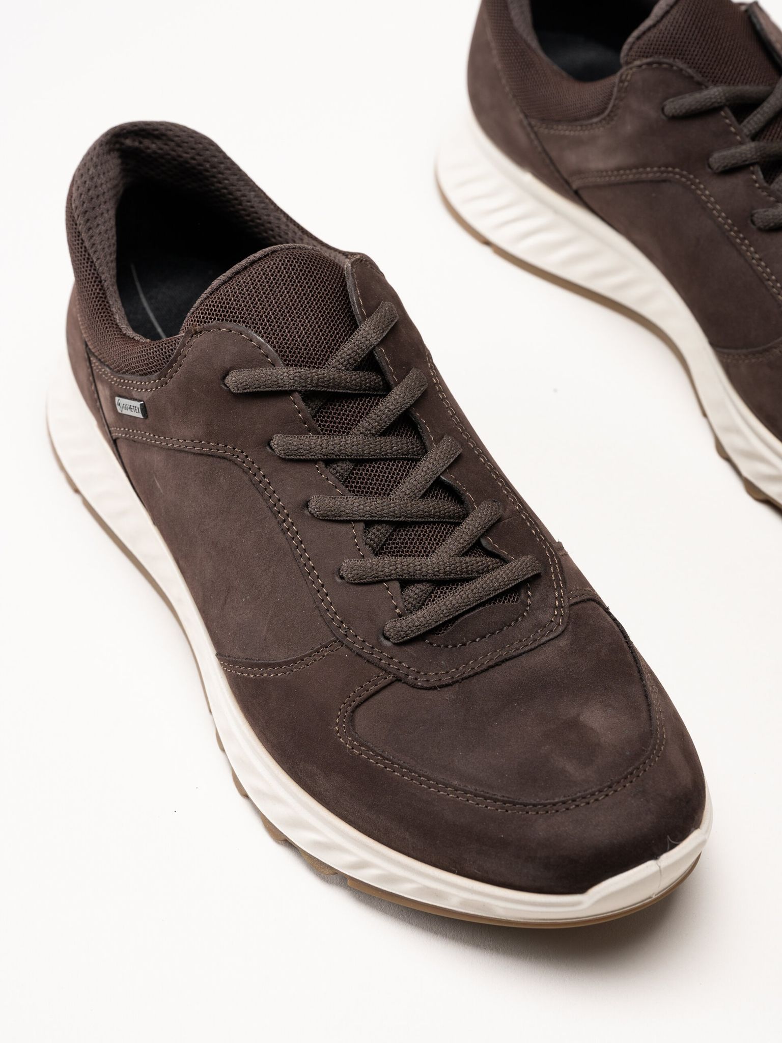 Ecco - Exostride Low GTX - Bruna promenadskor med Gore-Tex