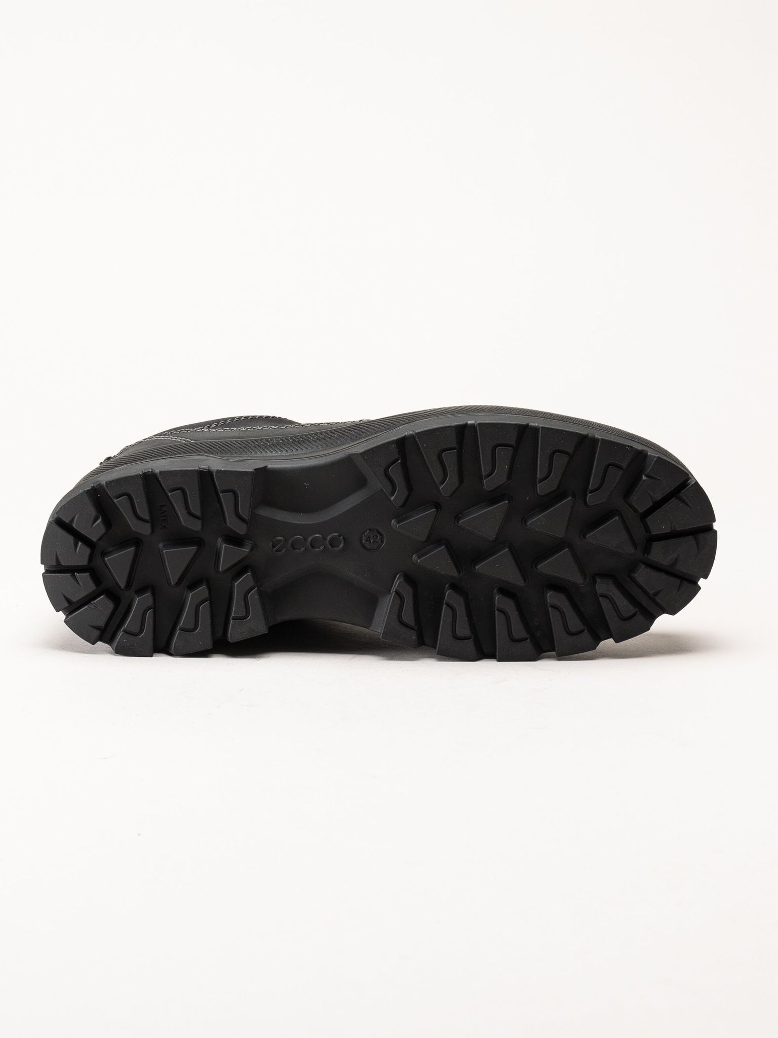 Ecco - Rugged Track WP - Svarta waterproof promenadskor i oljat skinn