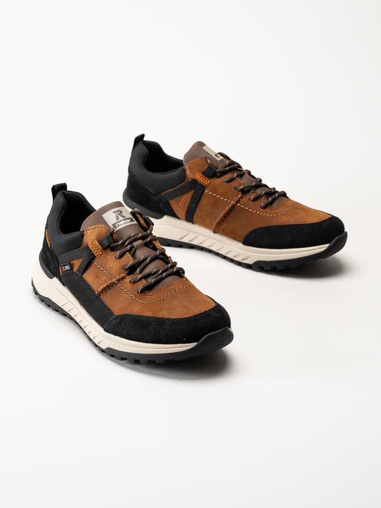 Rieker - Bruna promenadskor i nubuck