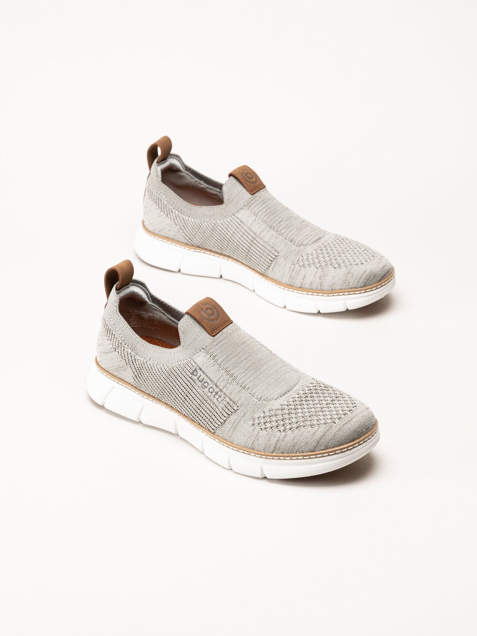 Bugatti - Passadena - Beige slip on sneakers i mesh