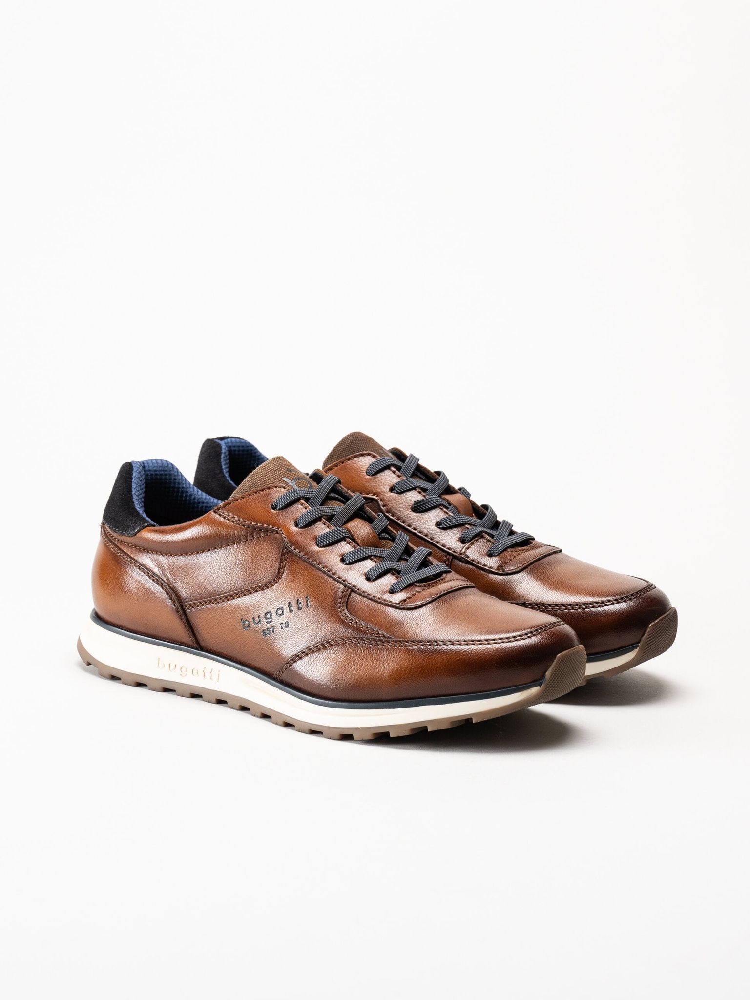 Bugatti - Cirino - Bruna dressad sneaker i skinn