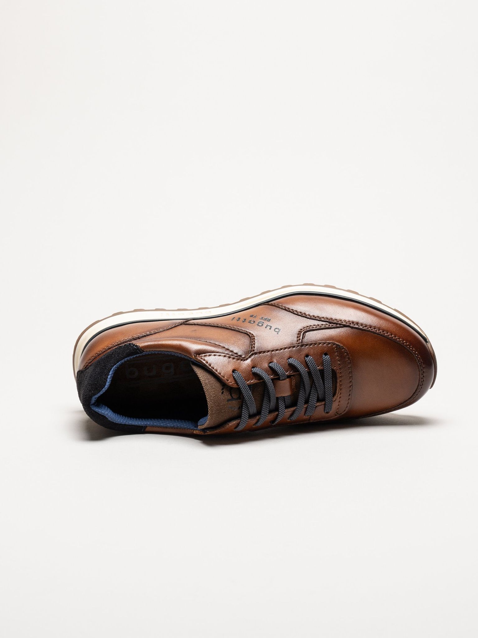 Bugatti - Cirino - Bruna dressad sneaker i skinn