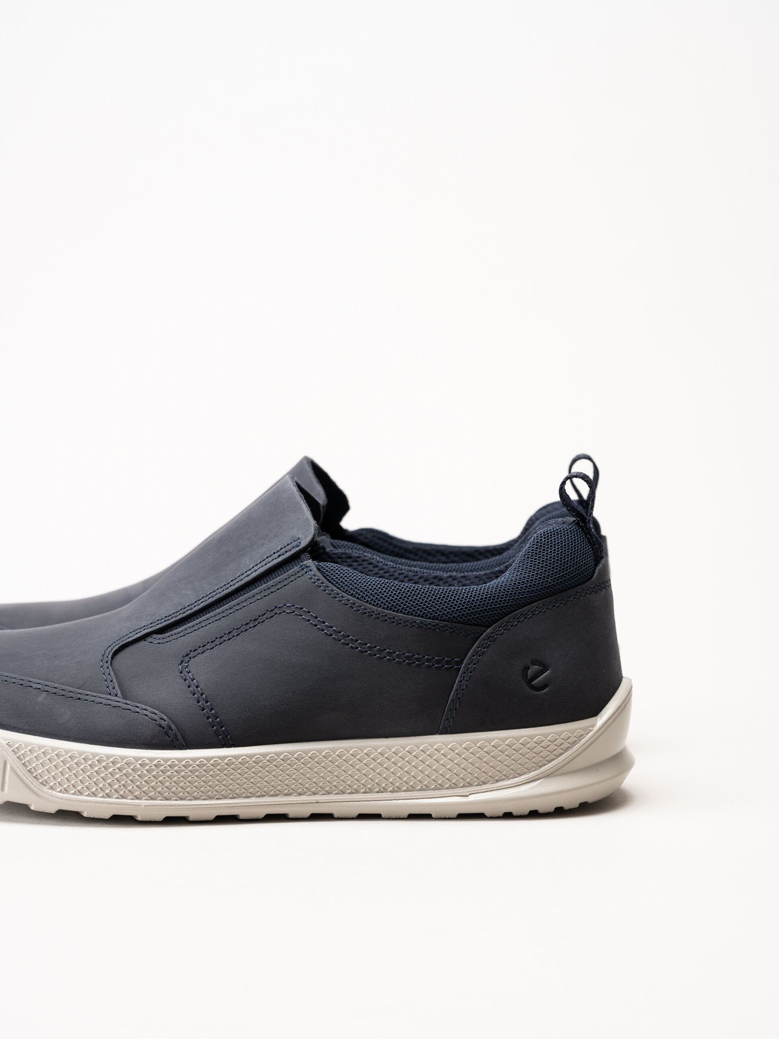 Ecco - Byway M Slip-On - Mörkblå slip on skor