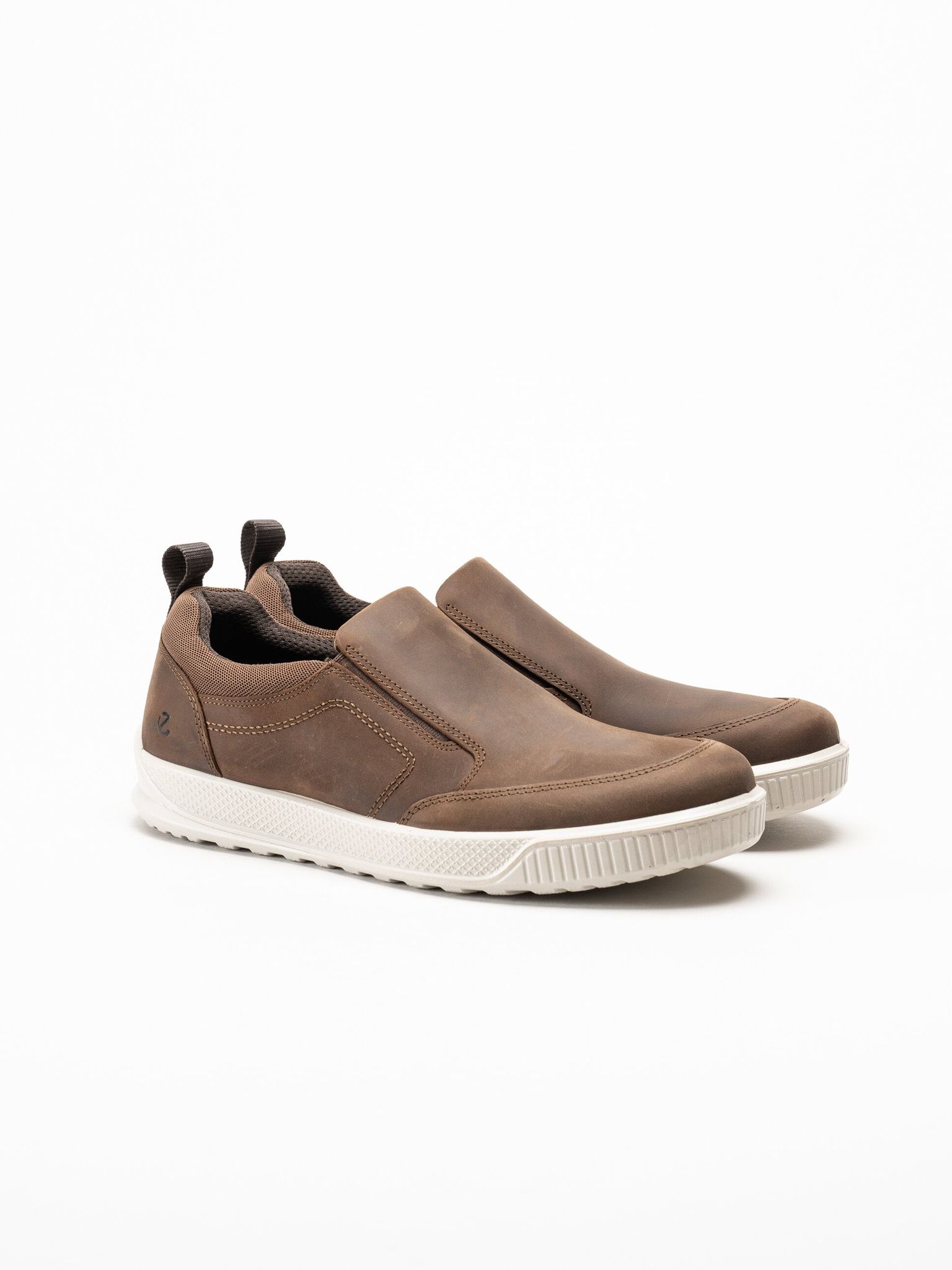 Ecco - Byway M Slip-On - Bruna slip on skor i oljad nubuck