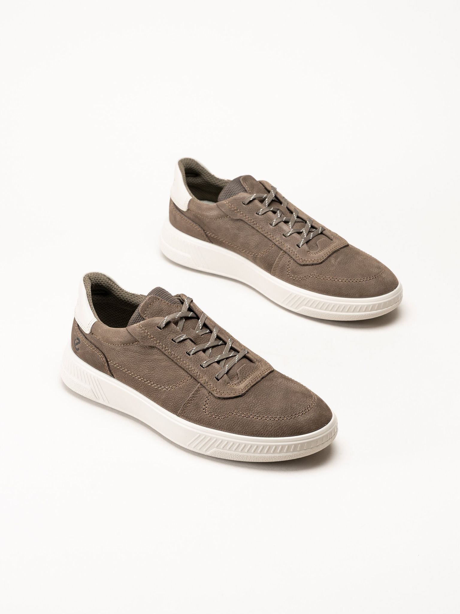 Ecco - Move - Bruna sneakers i oljad nubuck
