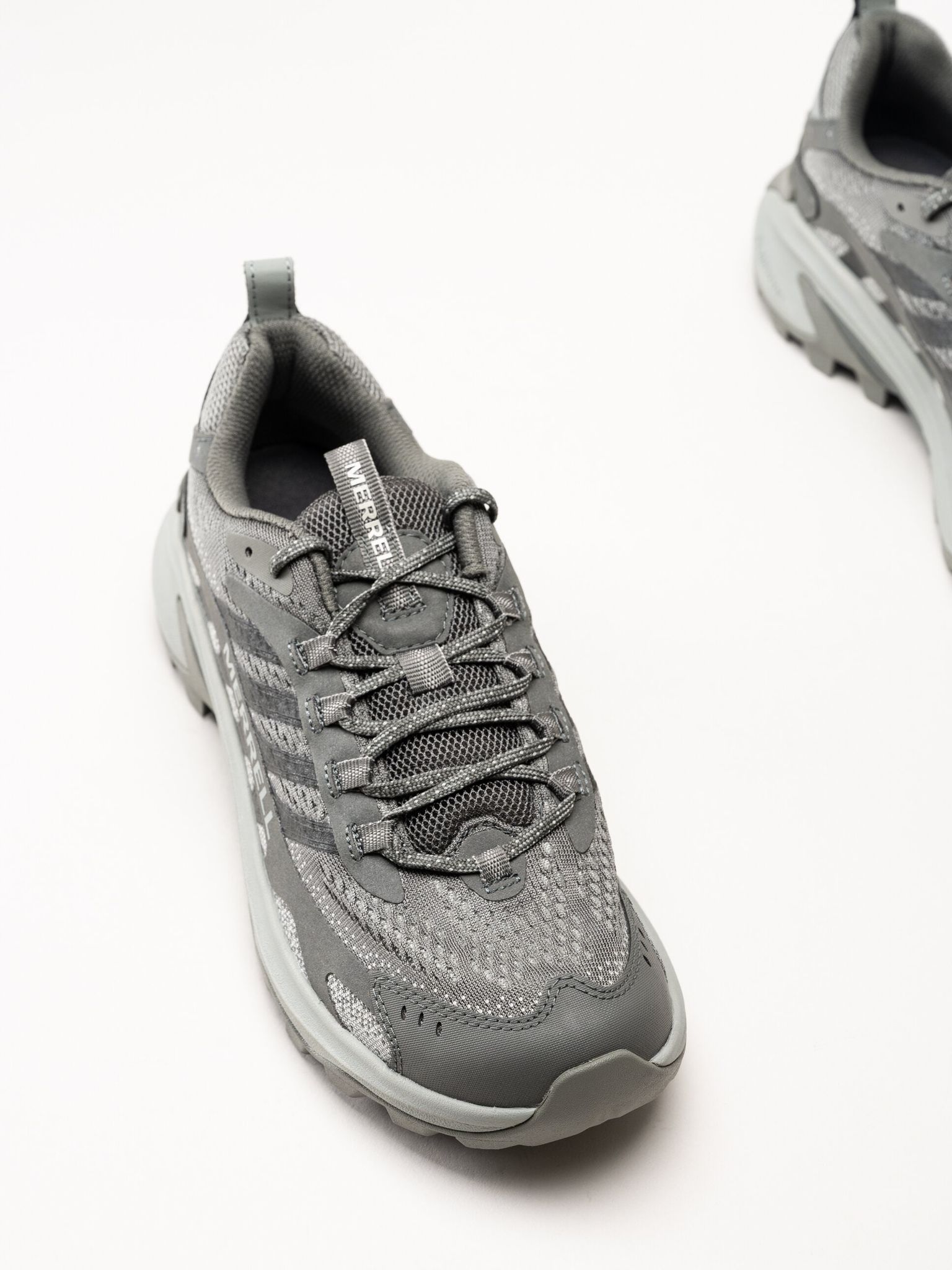 Merrell - Moab Speed 2 - Mörkgrå sneakers i mesh