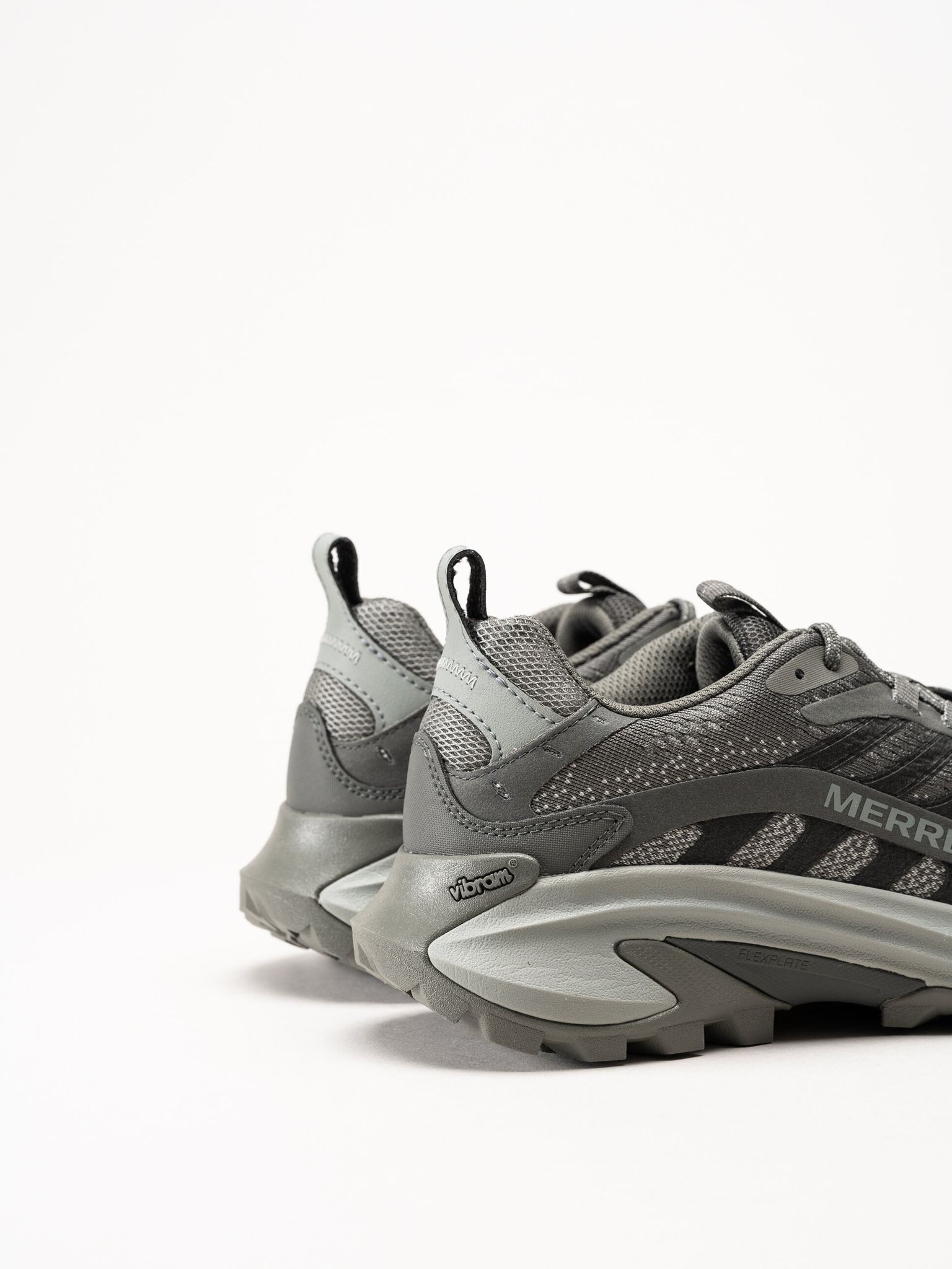 Merrell - Moab Speed 2 - Mörkgrå sneakers i mesh